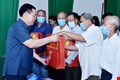 Chủ tịch Quốc hội Vương Đình Huệ thăm, tặng quà Tết gia đình chính sách, người nghèo tỉnh An Giang