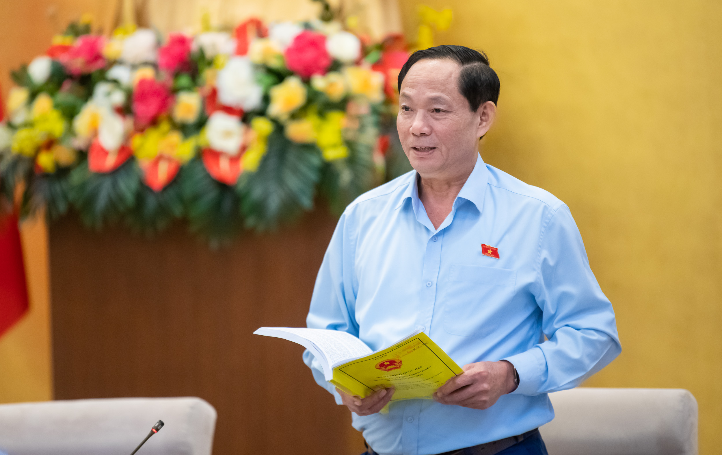 Xây dựng chính quyền cấp xã gần dân, sát dân