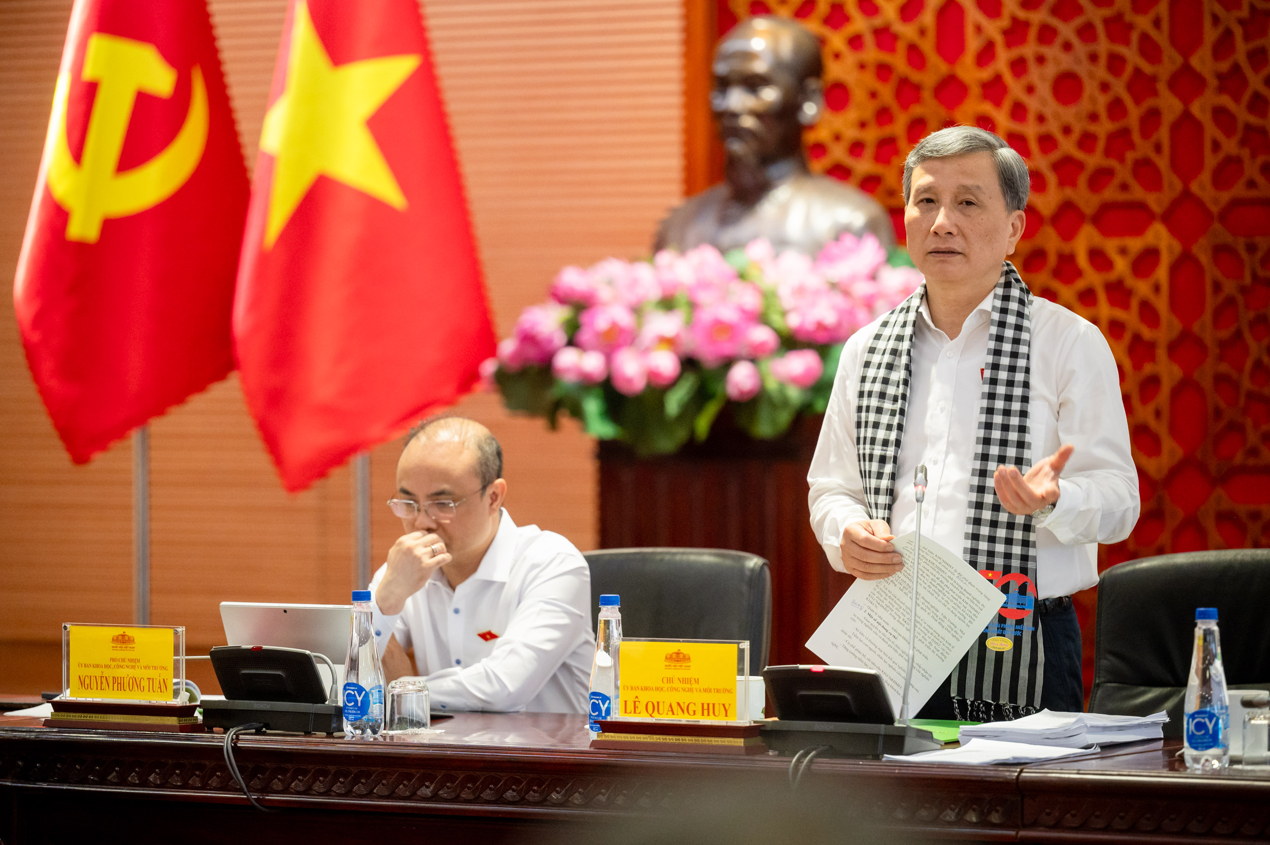 Phó Chủ tịch Quốc hội Lê Minh Hoan: Không để pháp luật trở thành rào cản những ý tưởng sáng tạo, bước tiến của công nghệ
