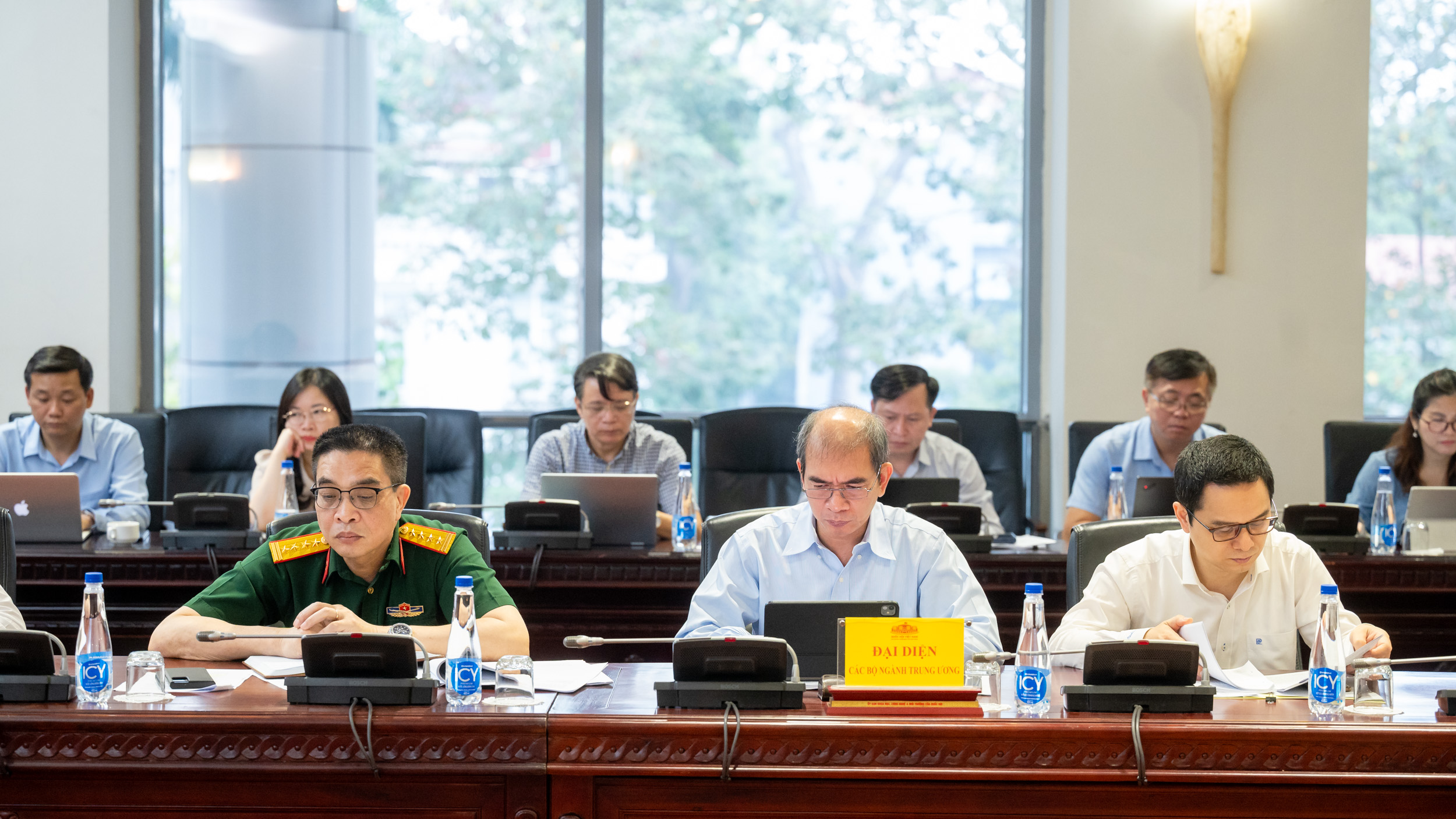 Phó Chủ tịch Quốc hội Lê Minh Hoan: Không để pháp luật trở thành rào cản những ý tưởng sáng tạo, bước tiến của công nghệ