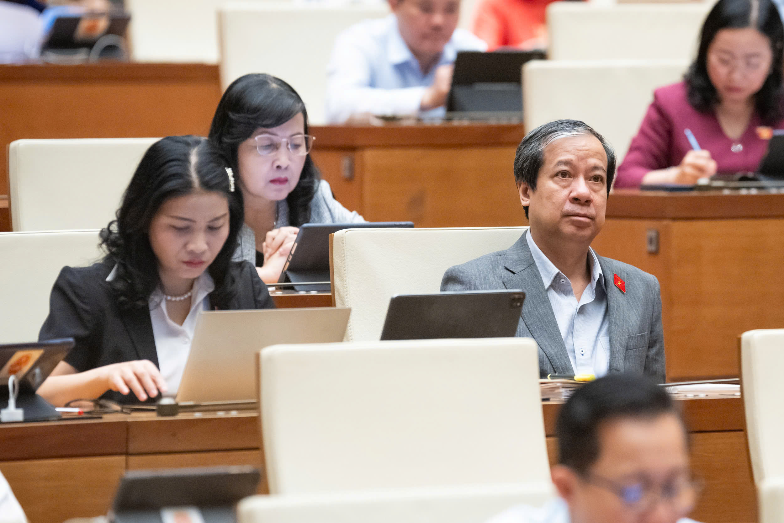 Hoàn thiện quy định vay vốn hỗ trợ tạo việc làm, duy trì, mở rộng việc làm