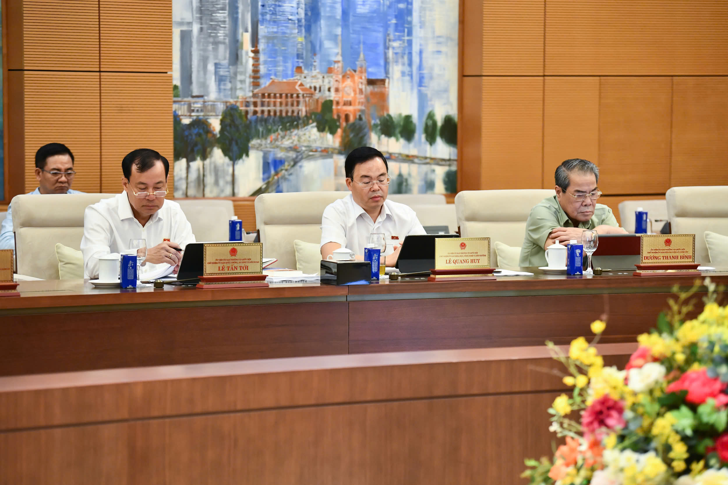 Luật Bảo vệ dữ liệu cá nhân: Cơ quan thẩm tra và cơ quan soạn thảo thống nhất tất cả nội dung để trình Quốc hội thông qua