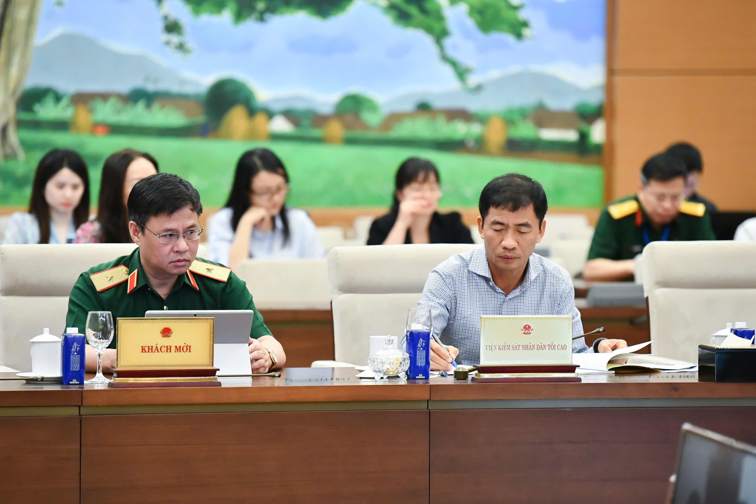 Tăng số lượng Kiểm sát viên Viện Kiểm sát nhân dân tối cao lên không quá 27 người