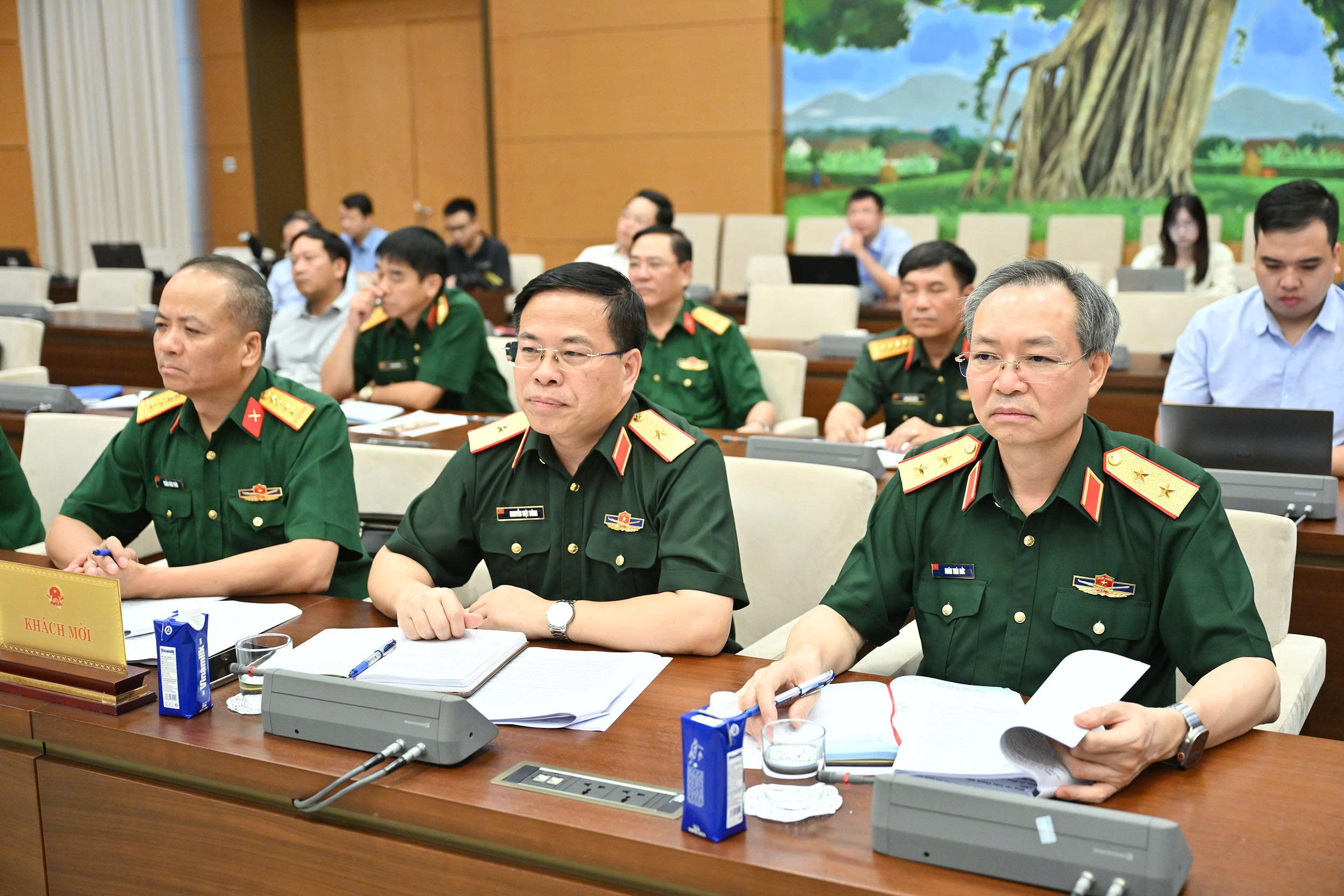 UBTVQH cho ý kiến về tiếp thu, chỉnh lý dự thảo Luật Tình trạng khẩn cấp