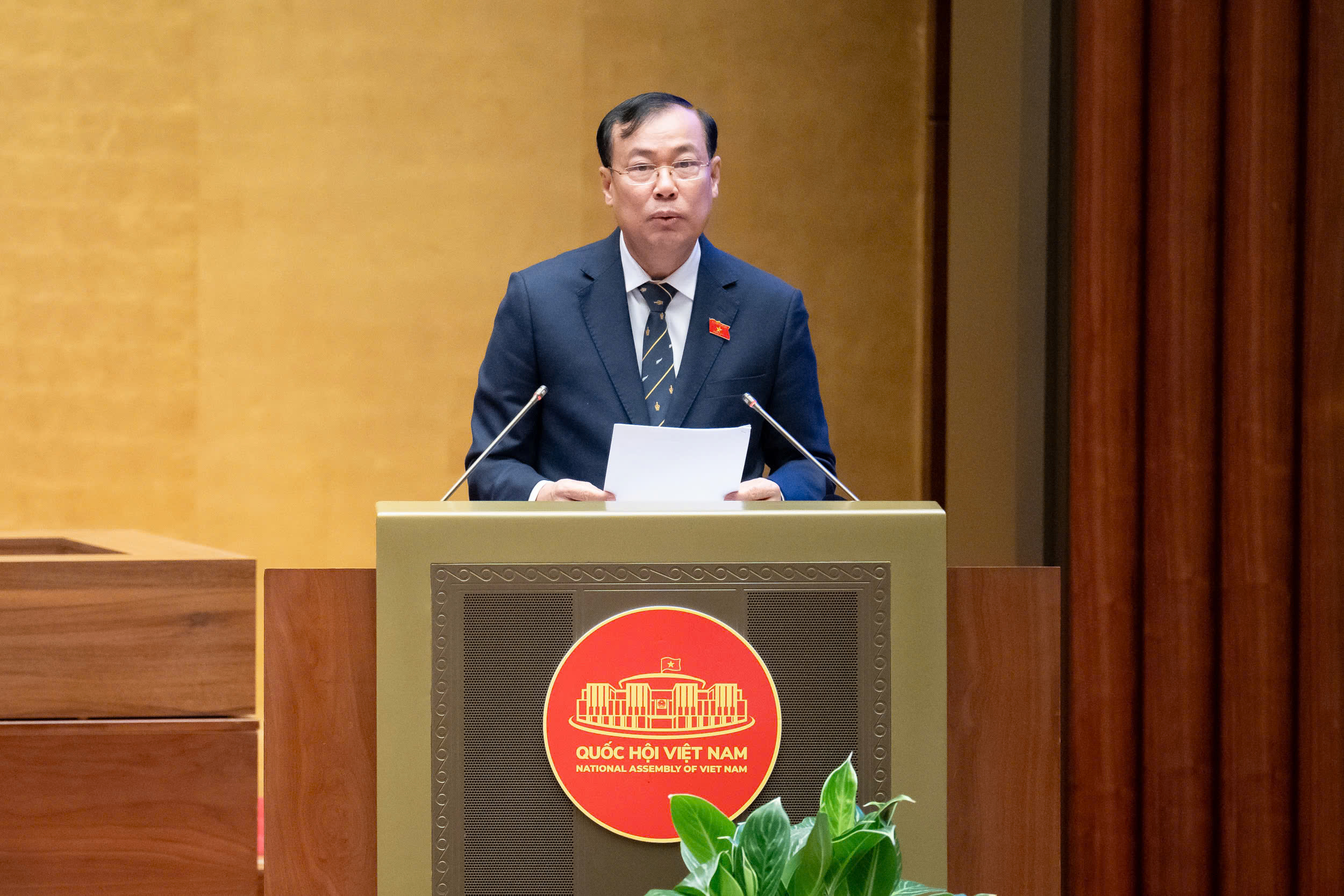 Cho phép áp dụng các biện pháp mà pháp luật chưa quy định để ứng phó, khắc phục tình trạng khẩn cấp