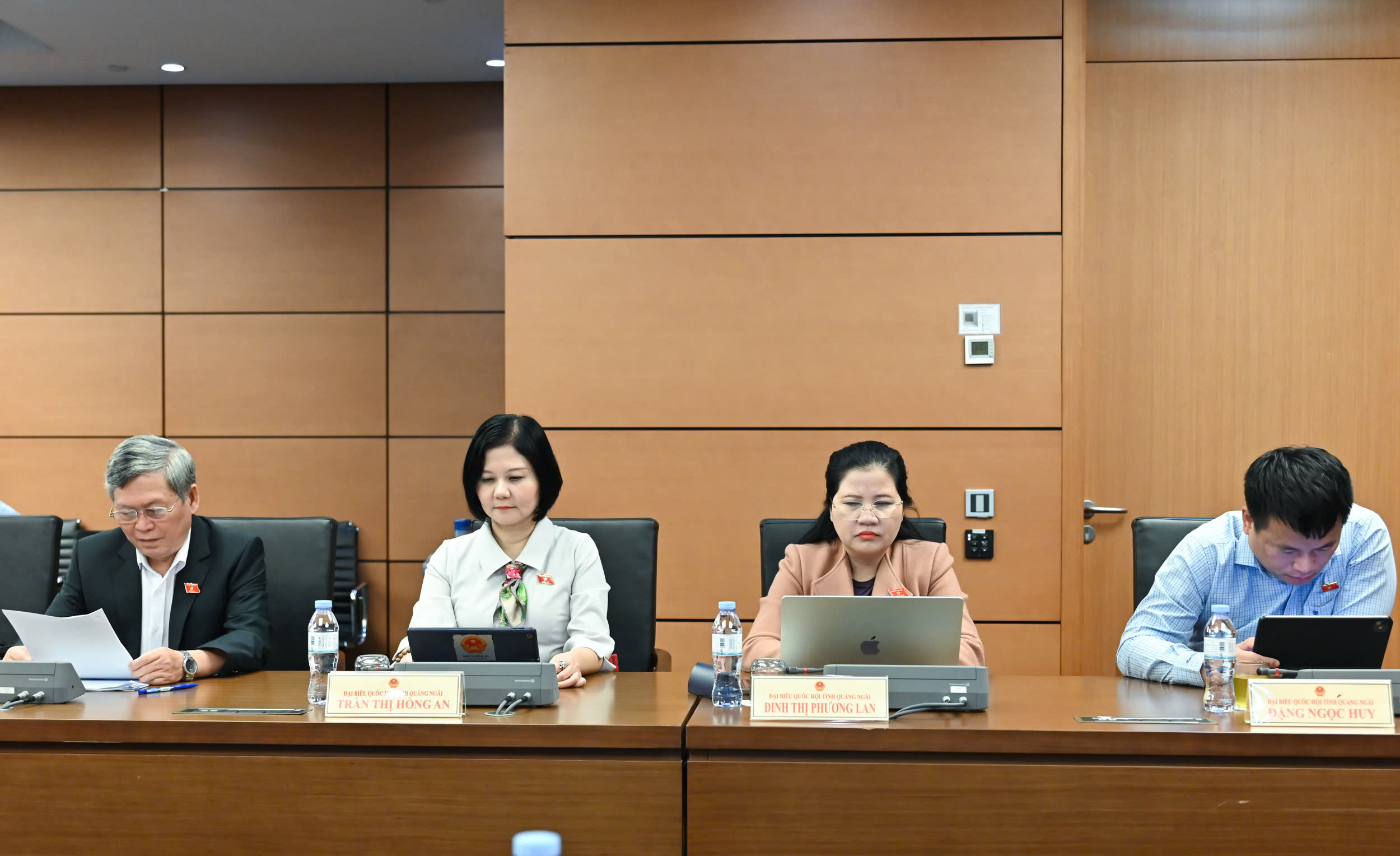 Dự thảo Luật Xây dựng (sửa đổi): Cần có cơ chế kiểm tra, hậu kiểm, không để tình trạng “phạt rồi cho tồn tại”