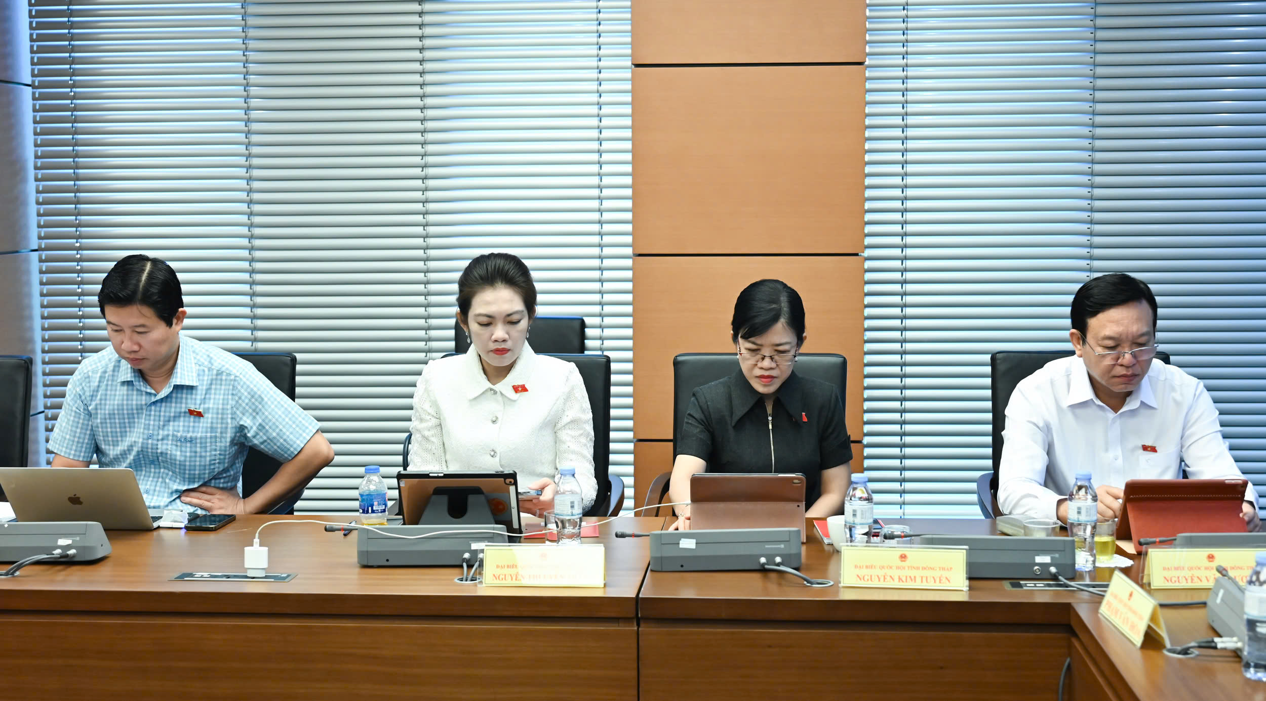 Dự thảo Luật Xây dựng (sửa đổi): Cần có cơ chế kiểm tra, hậu kiểm, không để tình trạng “phạt rồi cho tồn tại”