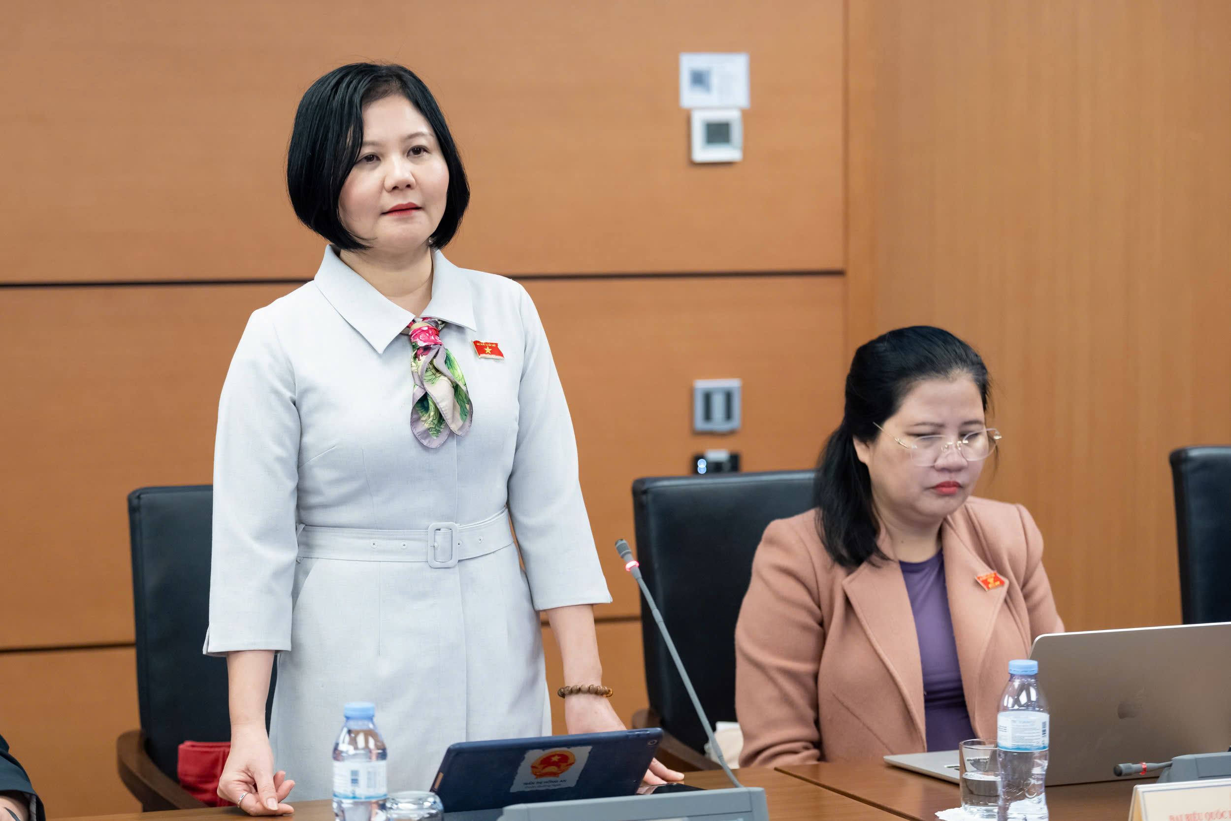 Dự thảo Luật Xây dựng (sửa đổi): Cần có cơ chế kiểm tra, hậu kiểm, không để tình trạng “phạt rồi cho tồn tại”