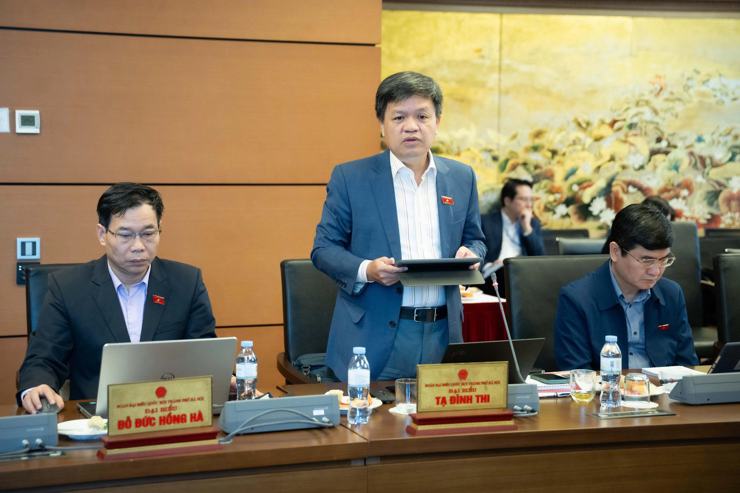 Cắt giảm thủ tục hành chính, tăng cường phân cấp phân quyền, khắc phục các điểm nghẽn trong quản lý khoáng sản