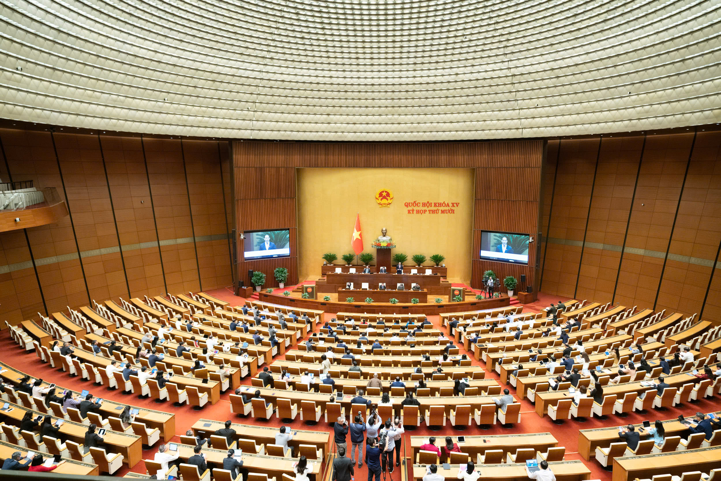 Đề nghị nghiêm cấm sử dụng trí tuệ nhân tạo để dựng thông tin giả mạo