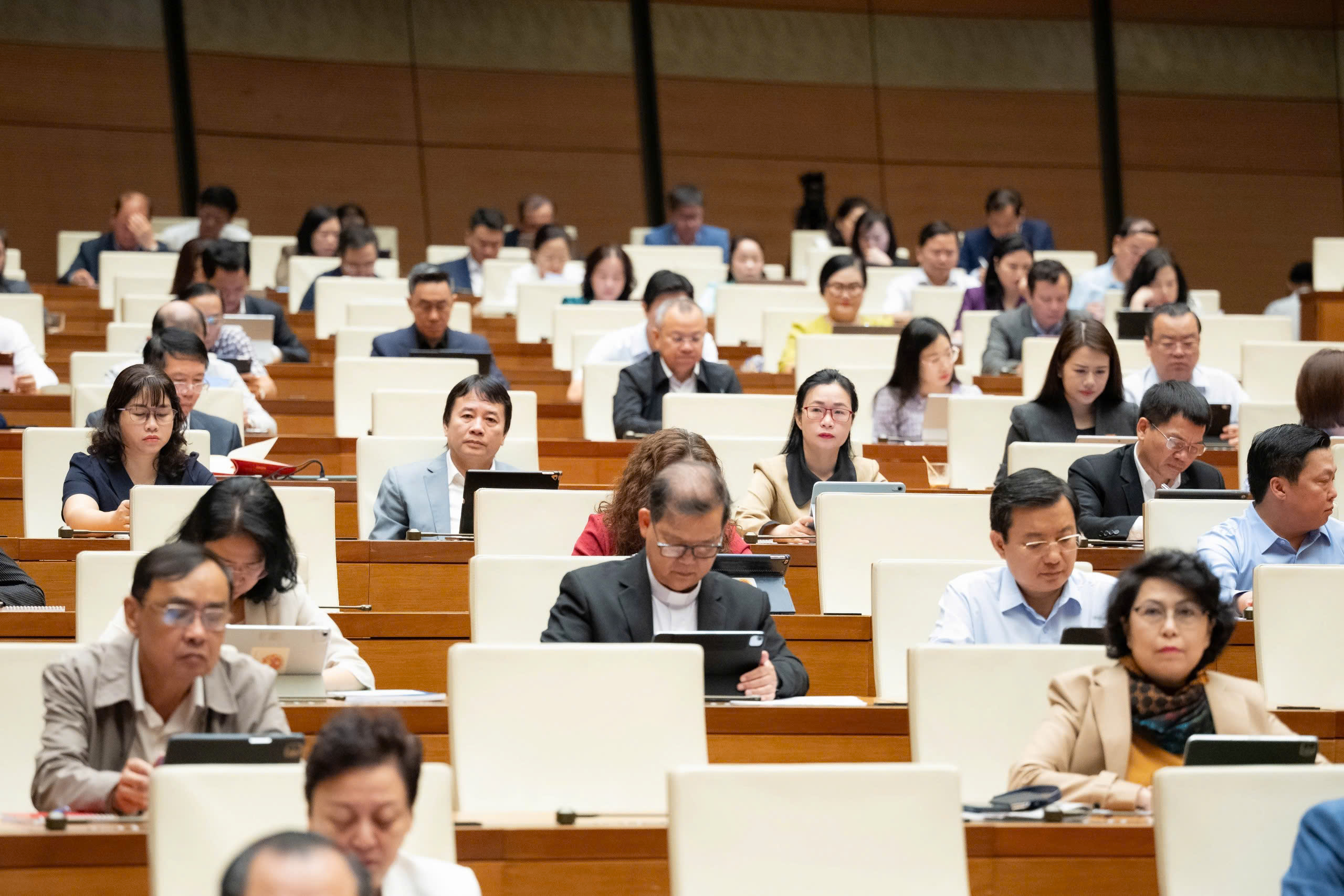 Dự án Luật Đầu tư (sửa đổi): Đẩy mạnh phân cấp, phân quyền chấp thuận chủ trương đầu tư