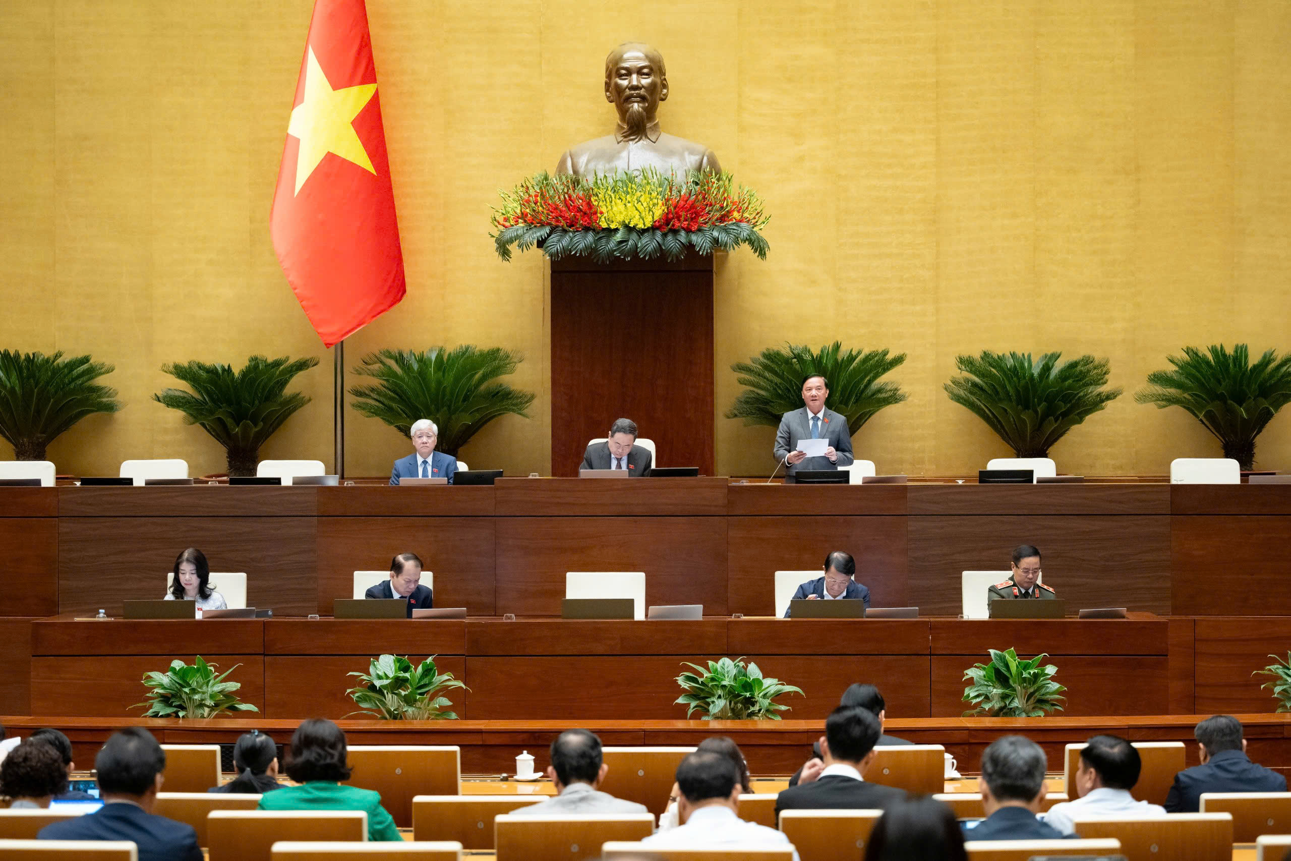 Bảo đảm thống nhất đầu mối quản lý về tạm giữ, tạm giam và cấm đi khỏi nơi cư trú