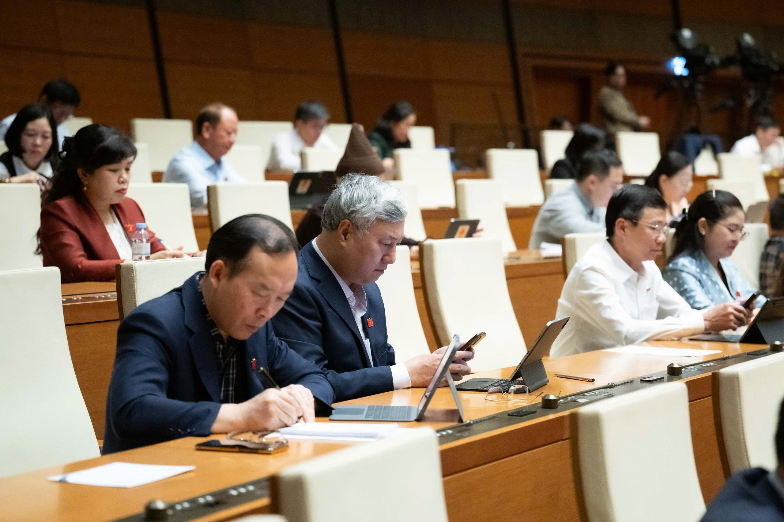 Đột phá thể chế để phát triển giáo dục