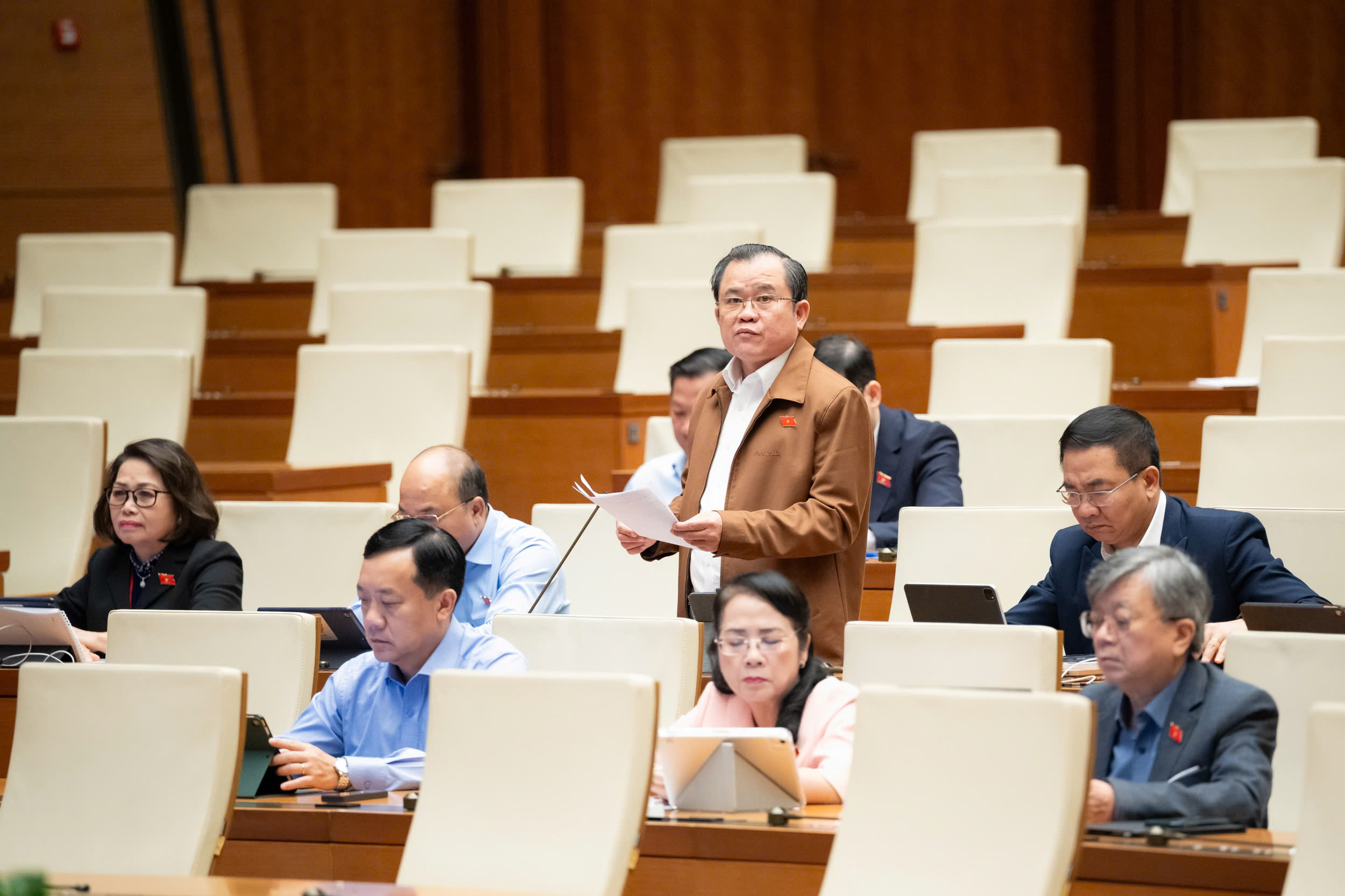 Đề xuất quy định bảo hộ quyền sở hữu trí tuệ sản phẩm do AI tạo ra