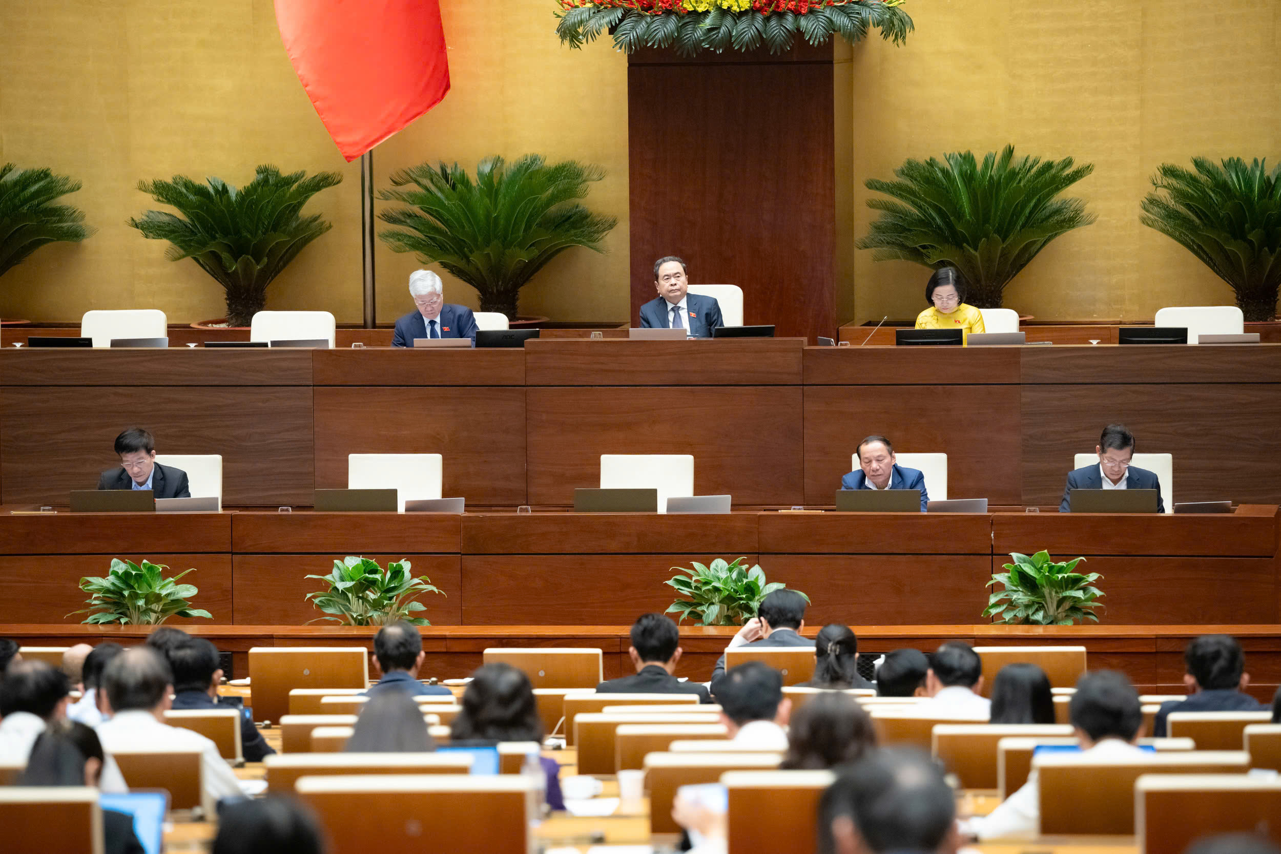 Hoàn thiện khung pháp lý để bảo vệ nhà báo và nâng cao hiệu lực quản lý báo chí