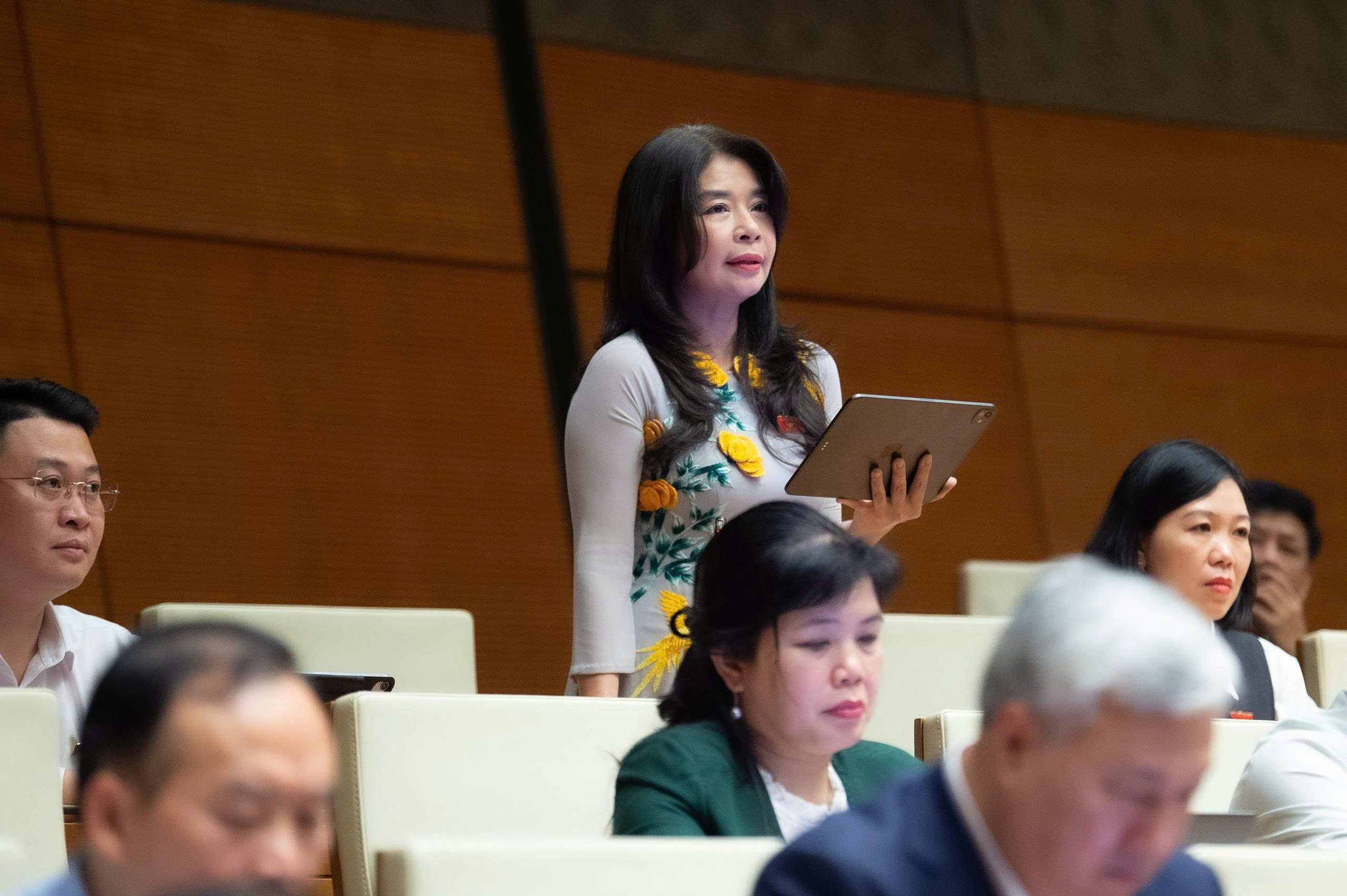 Hoàn thiện khung pháp lý để bảo vệ nhà báo và nâng cao hiệu lực quản lý báo chí