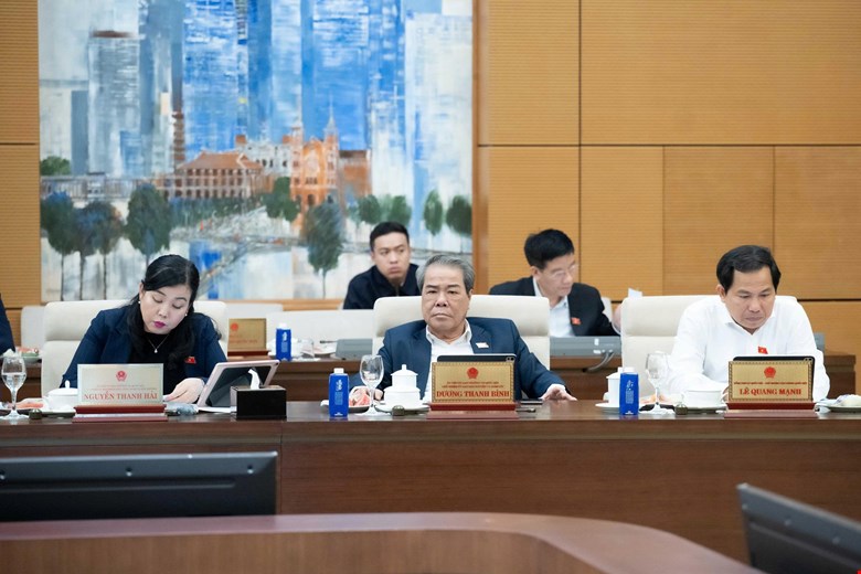 Phiên họp 52 của Uỷ ban Thường vụ Quốc hội: Cho ý kiến về một số nội dung của dự án Luật Phá sản (sửa đổi)