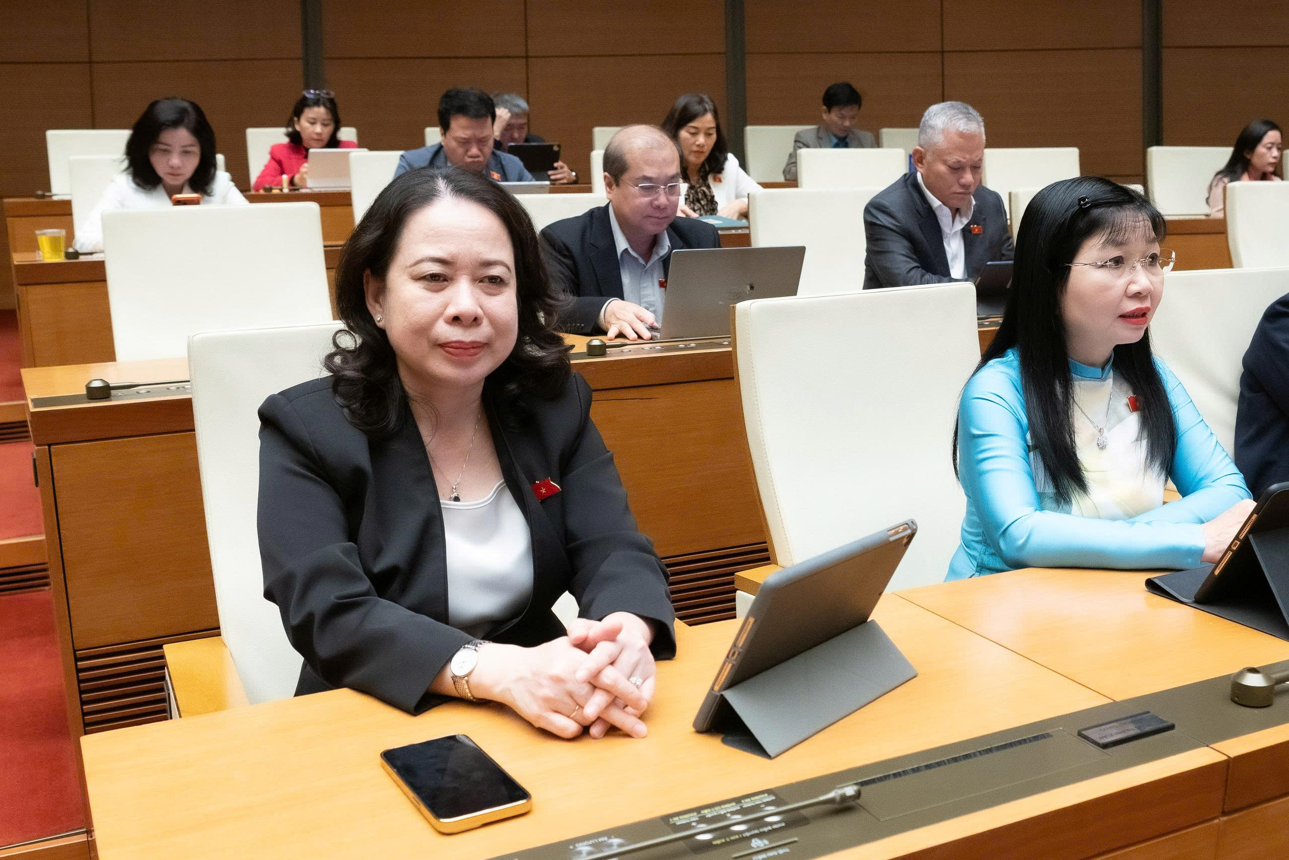 Quốc hội biểu quyết thông qua Luật Giáo dục Đại học (sửa đổi)