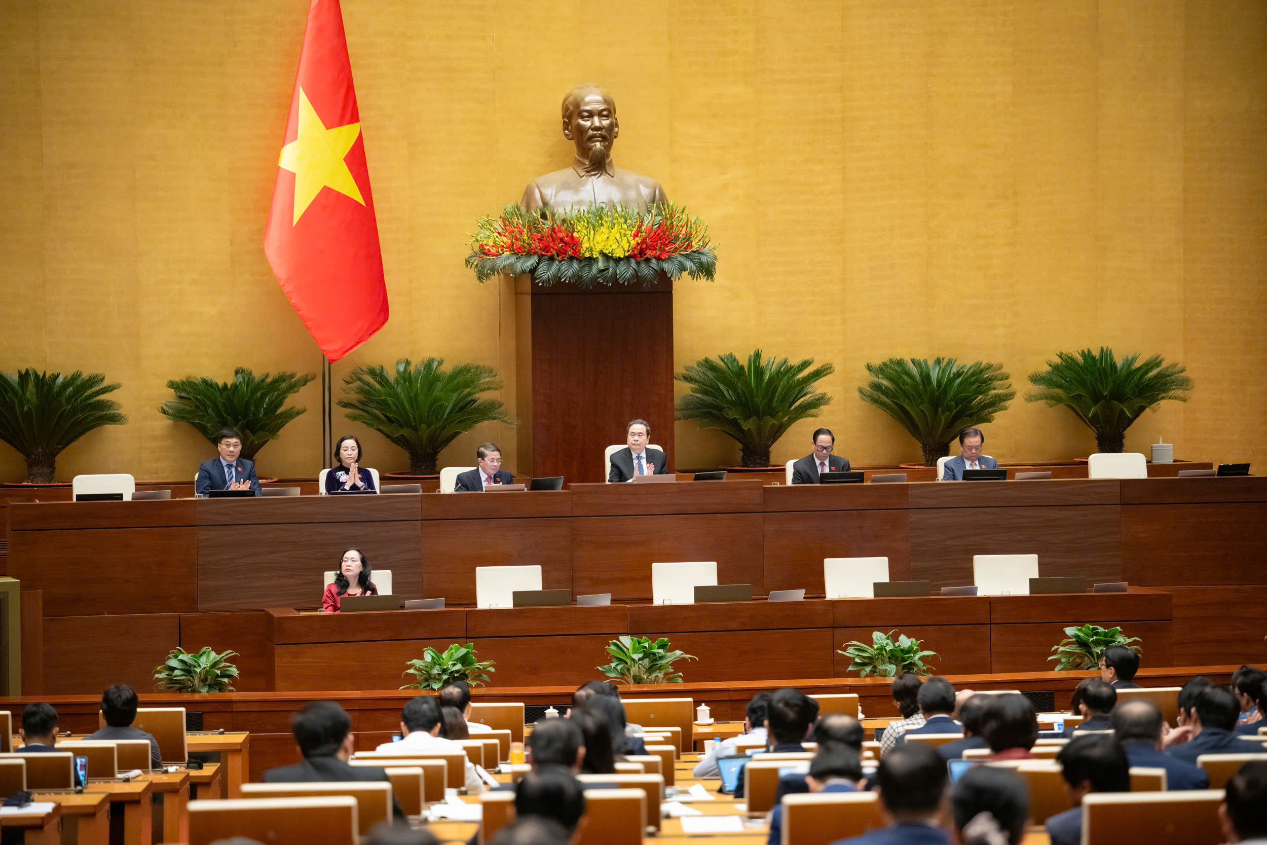 Quốc hội thông qua Luật Hoạt động giám sát của Quốc hội và Hội đồng nhân dân (sửa đổi) với tỷ lệ 94,29%