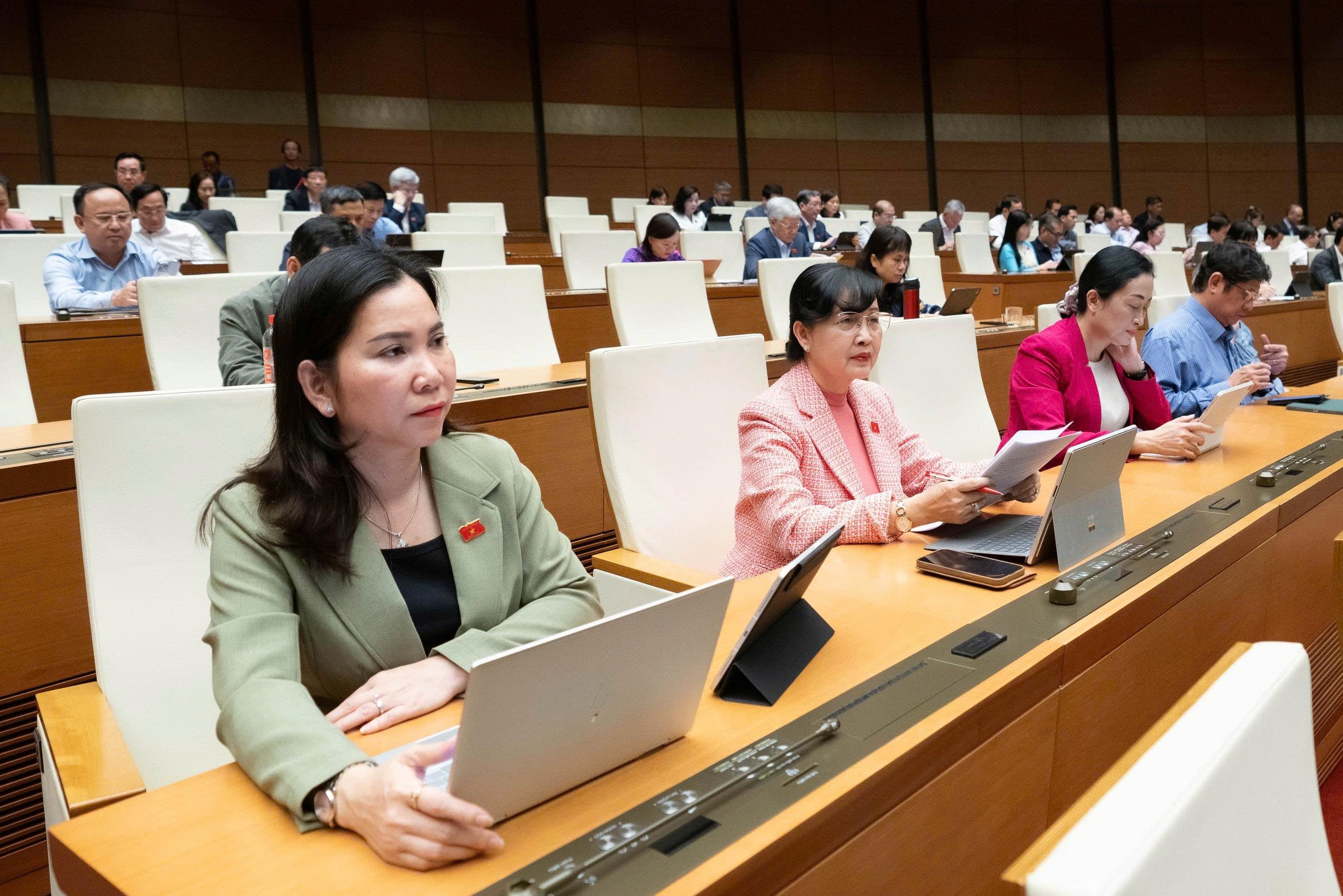 Quốc hội thông qua Luật Thi hành án hình sự (sửa đổi)