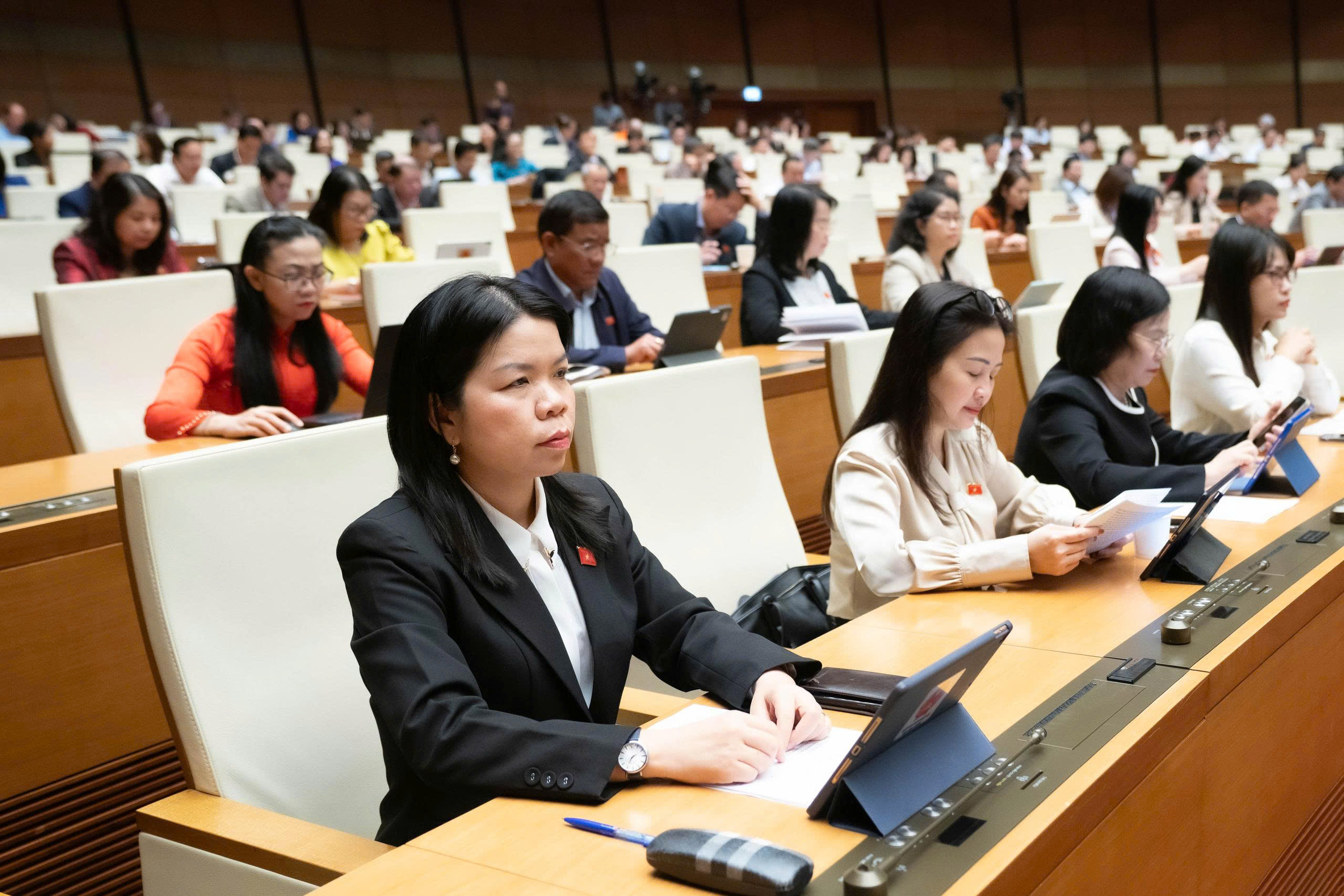 Quốc hội thông qua Luật Xây dựng (sửa đổi)