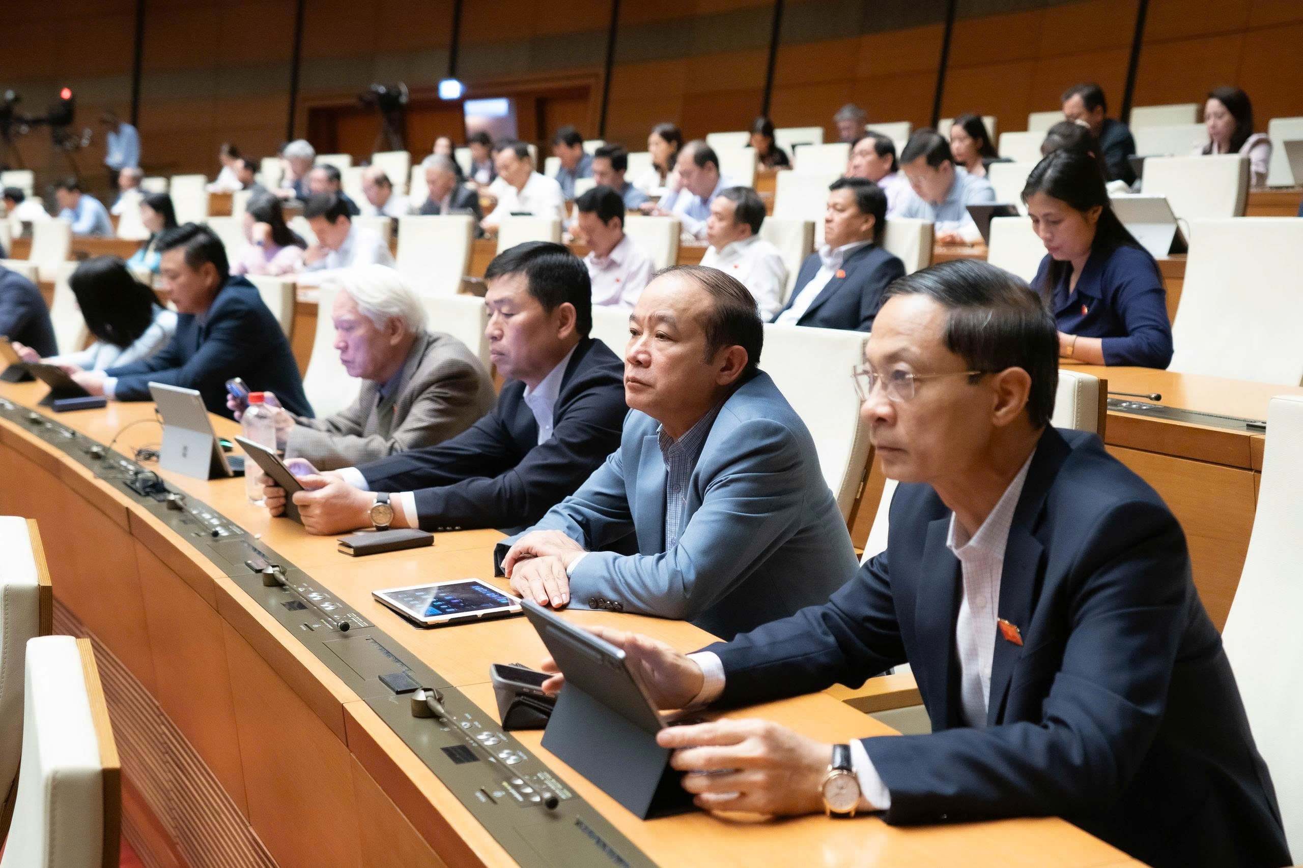 Quốc hội thông qua Luật sửa đổi, bổ sung một số điều của Luật Giá