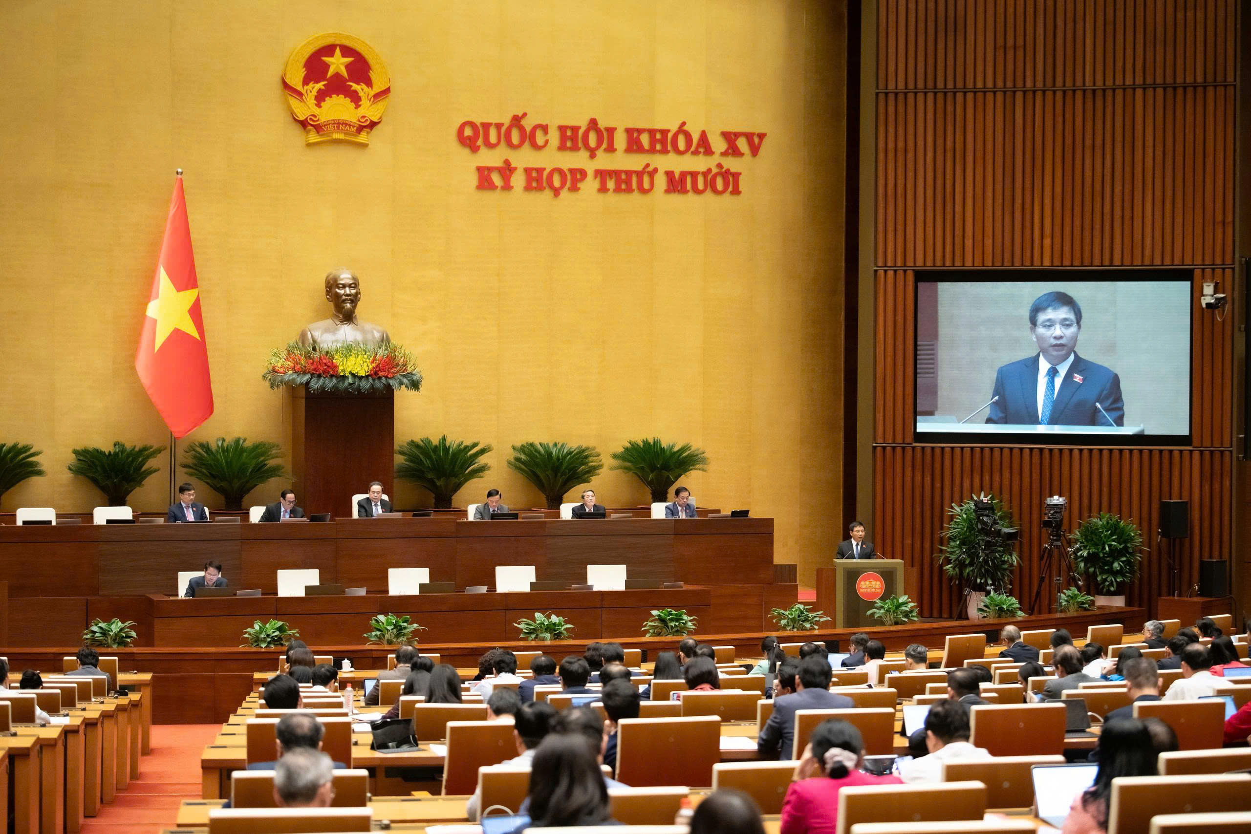 Quốc hội thông qua Luật sửa đổi, bổ sung một số điều của Luật Quản lý nợ công