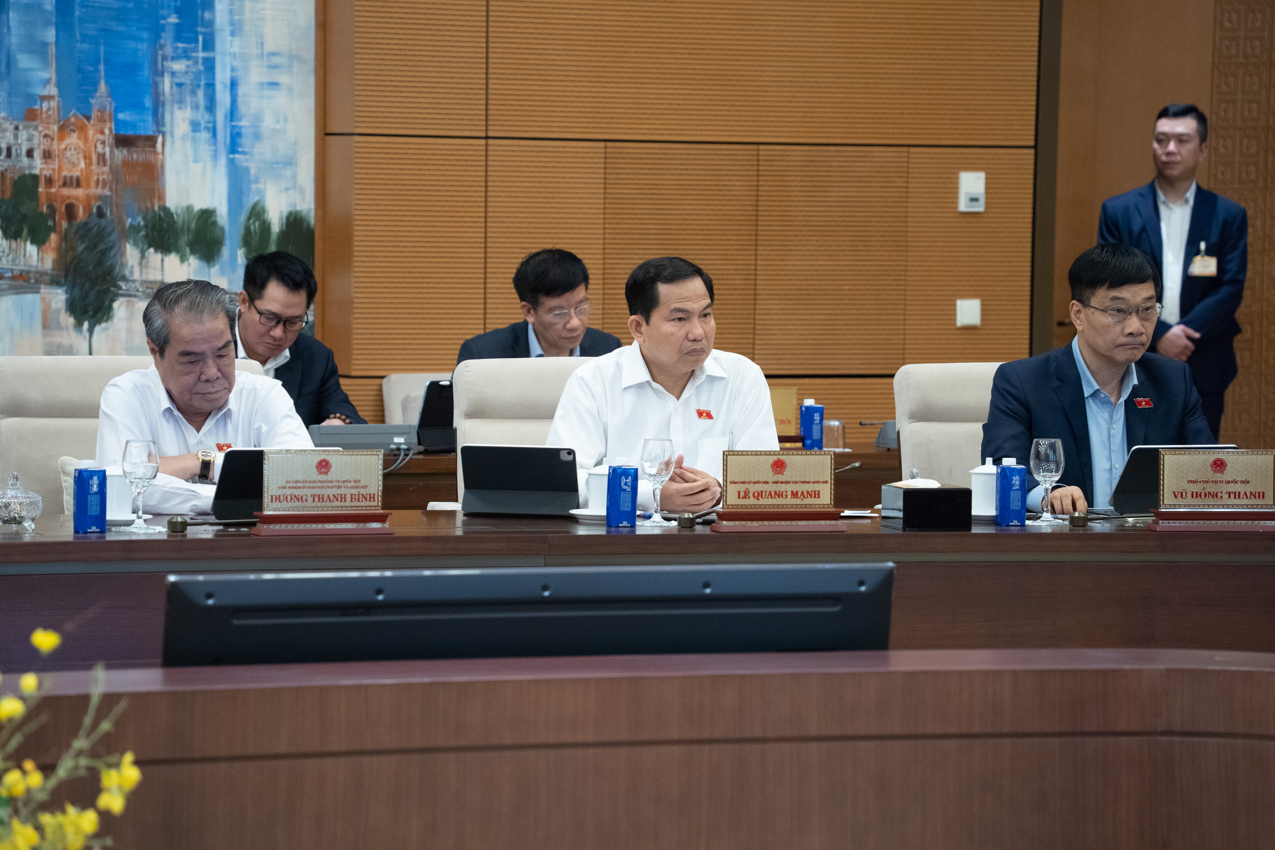 UBTVQH cho ý kiến về dự án Luật sửa đổi, bổ sung một số điều của Luật Công chứng