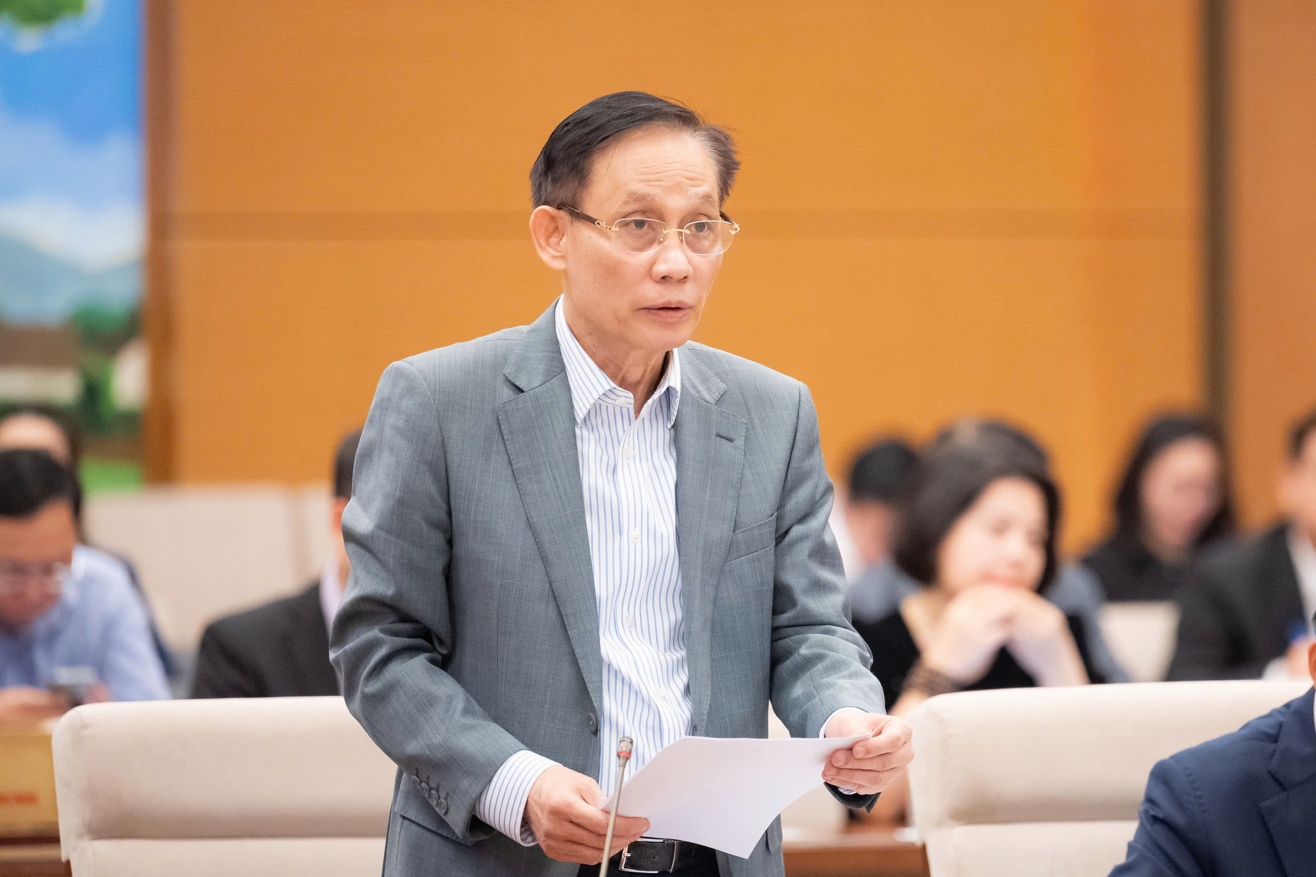 Nâng cao hiệu quả hoạt động của cơ quan đại diện nước Cộng hòa xã hội chủ nghĩa Việt Nam ở nước ngoài trong tình hình mới