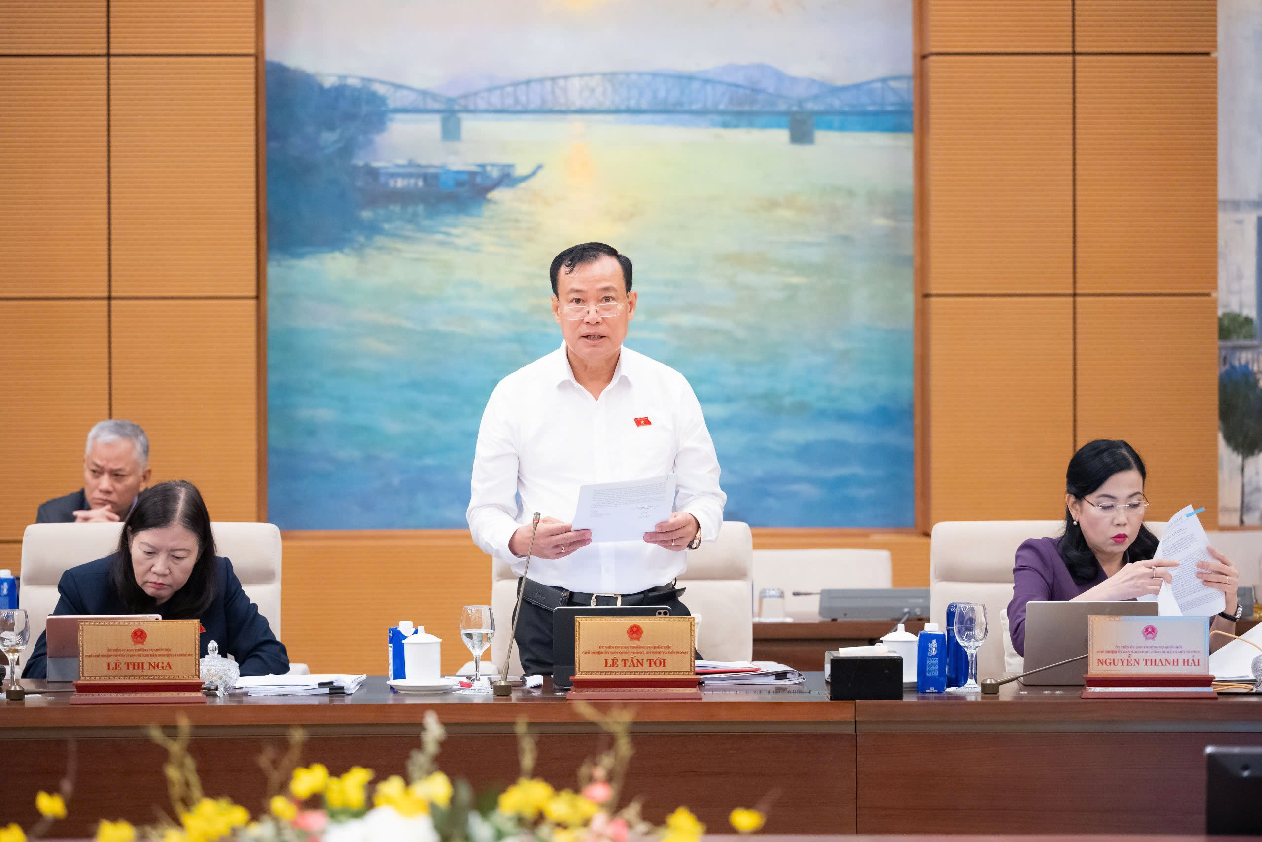 Nâng cao hiệu quả hoạt động của cơ quan đại diện nước Cộng hòa xã hội chủ nghĩa Việt Nam ở nước ngoài trong tình hình mới