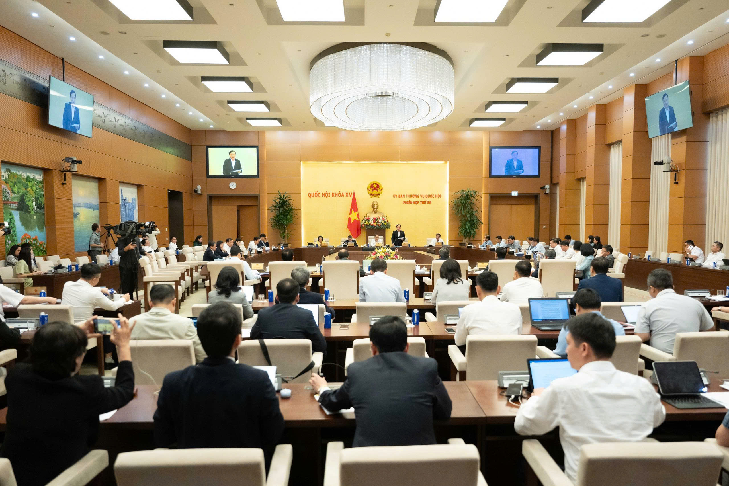 Phân quyền cho Thủ đô cần bảo đảm yêu cầu 6 rõ: “rõ người, rõ việc, rõ quy trình, rõ thời gian, rõ sản phẩm và rõ hiệu quả”