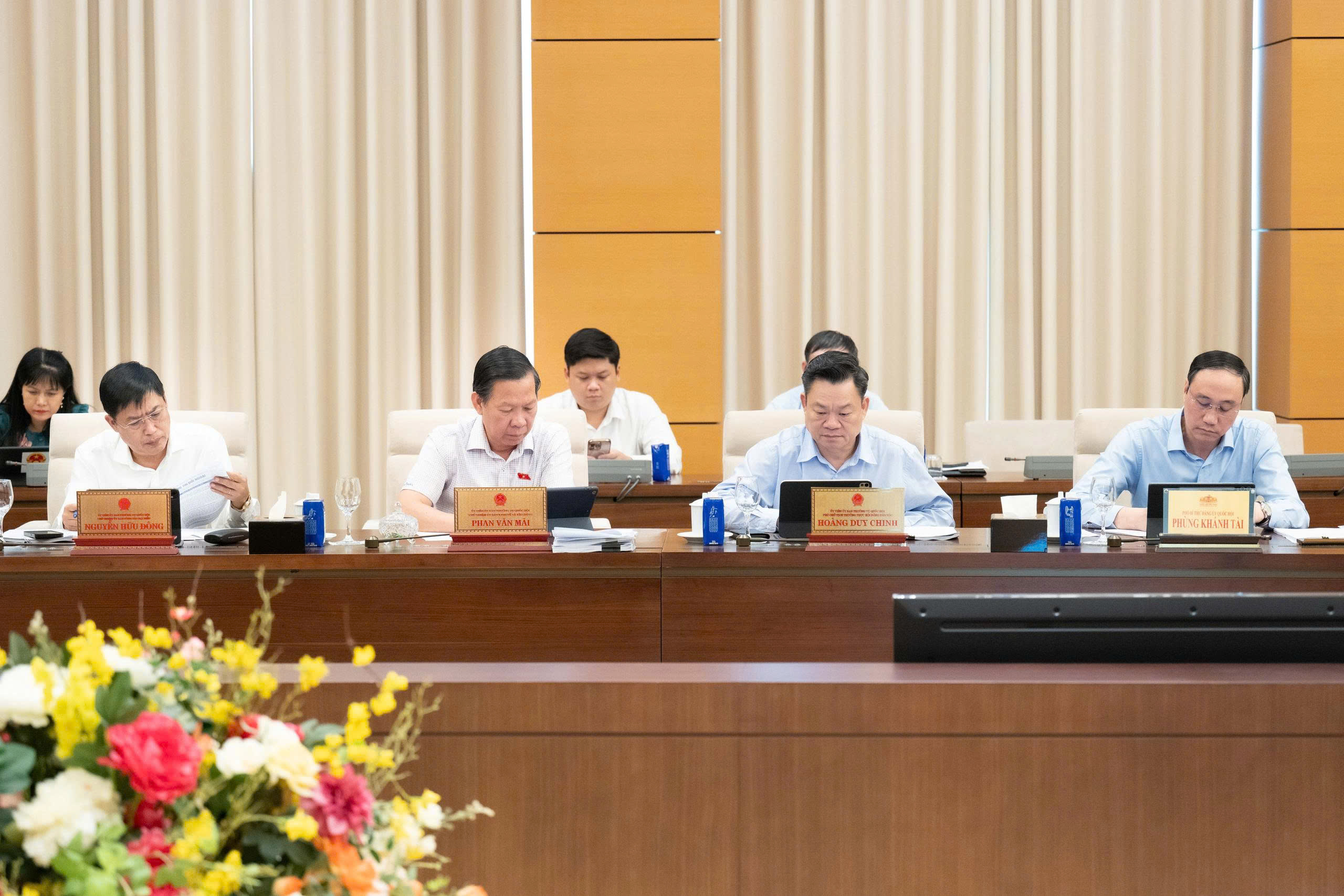 Ủy ban Thường vụ Quốc hội cho ý kiến về dự án Luật sửa đổi, bổ sung một số điều của Luật Bảo hiểm xã hội