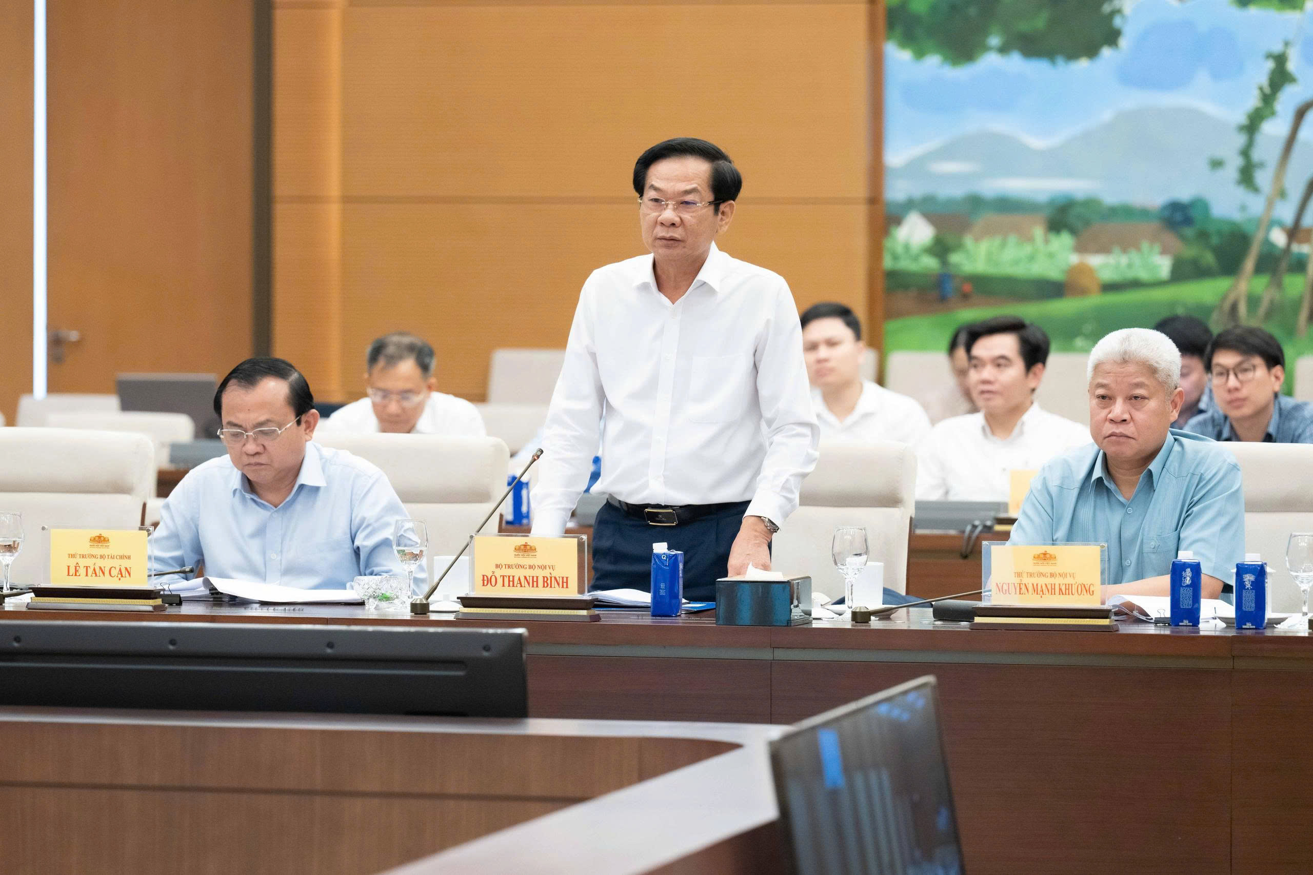 Ủy ban Thường vụ Quốc hội cho ý kiến về dự án Luật sửa đổi, bổ sung một số điều của Luật Bảo hiểm xã hội