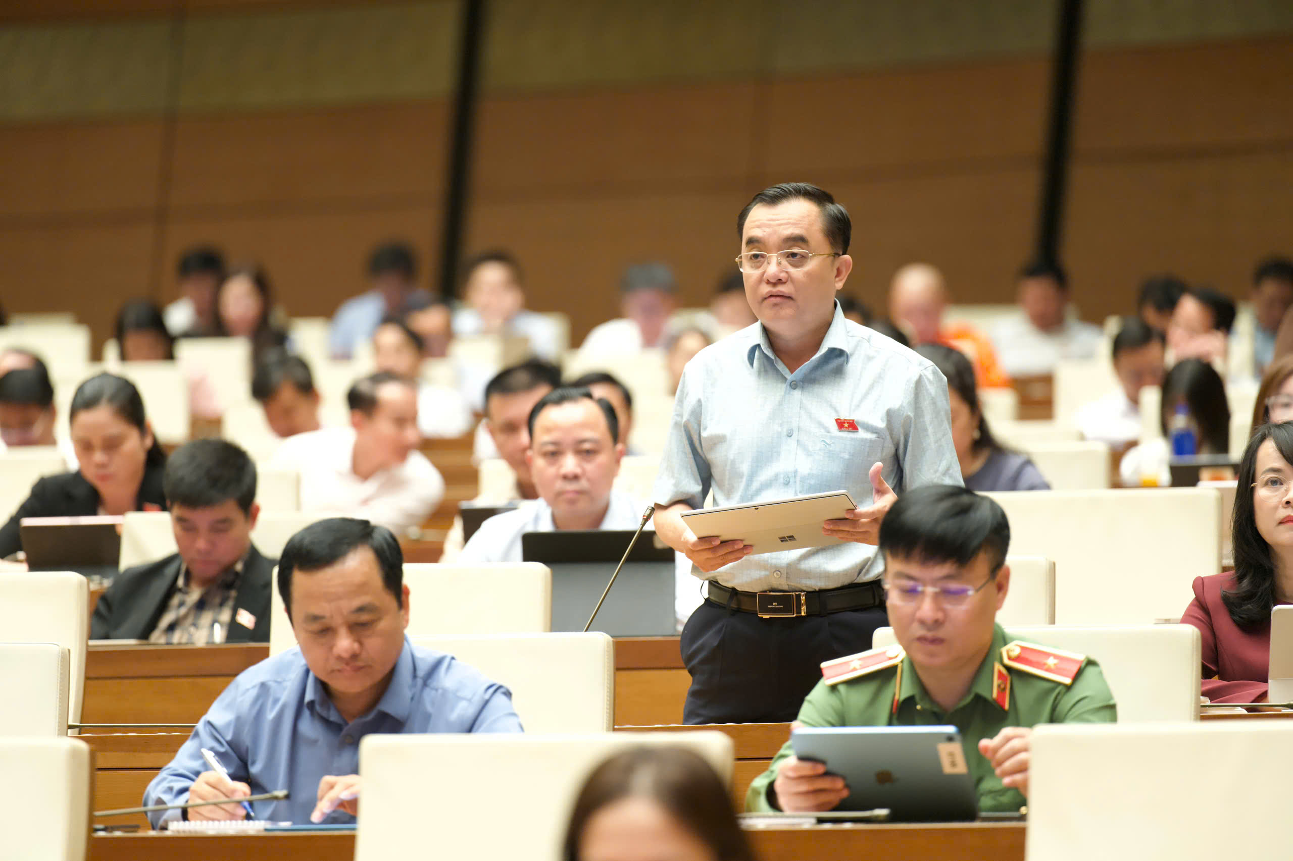 thảo luận Luật tiếp cận thông tin