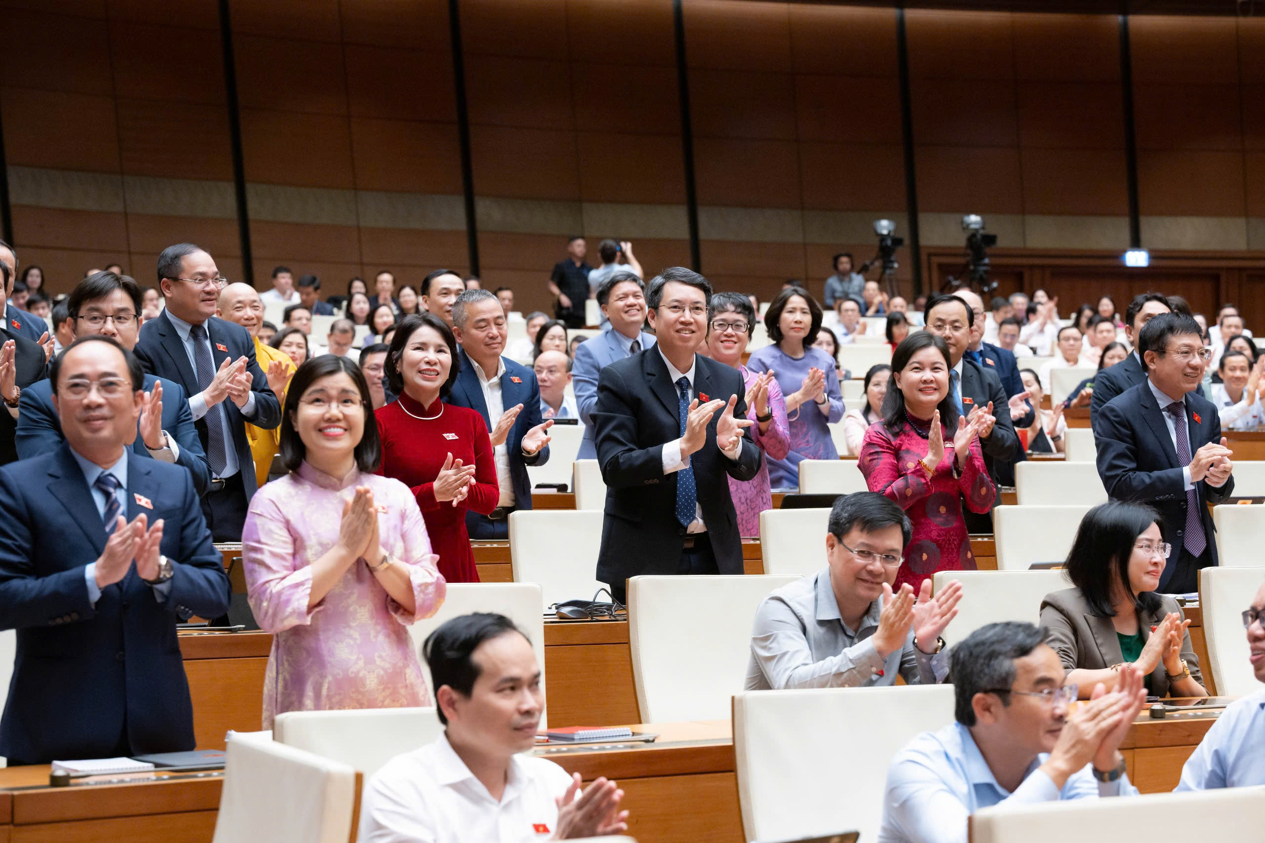 Quốc hội thông qua Luật Thủ đô (sửa đổi): Tăng phân cấp, phân quyền, tạo cơ chế vượt trội cho Hà Nội