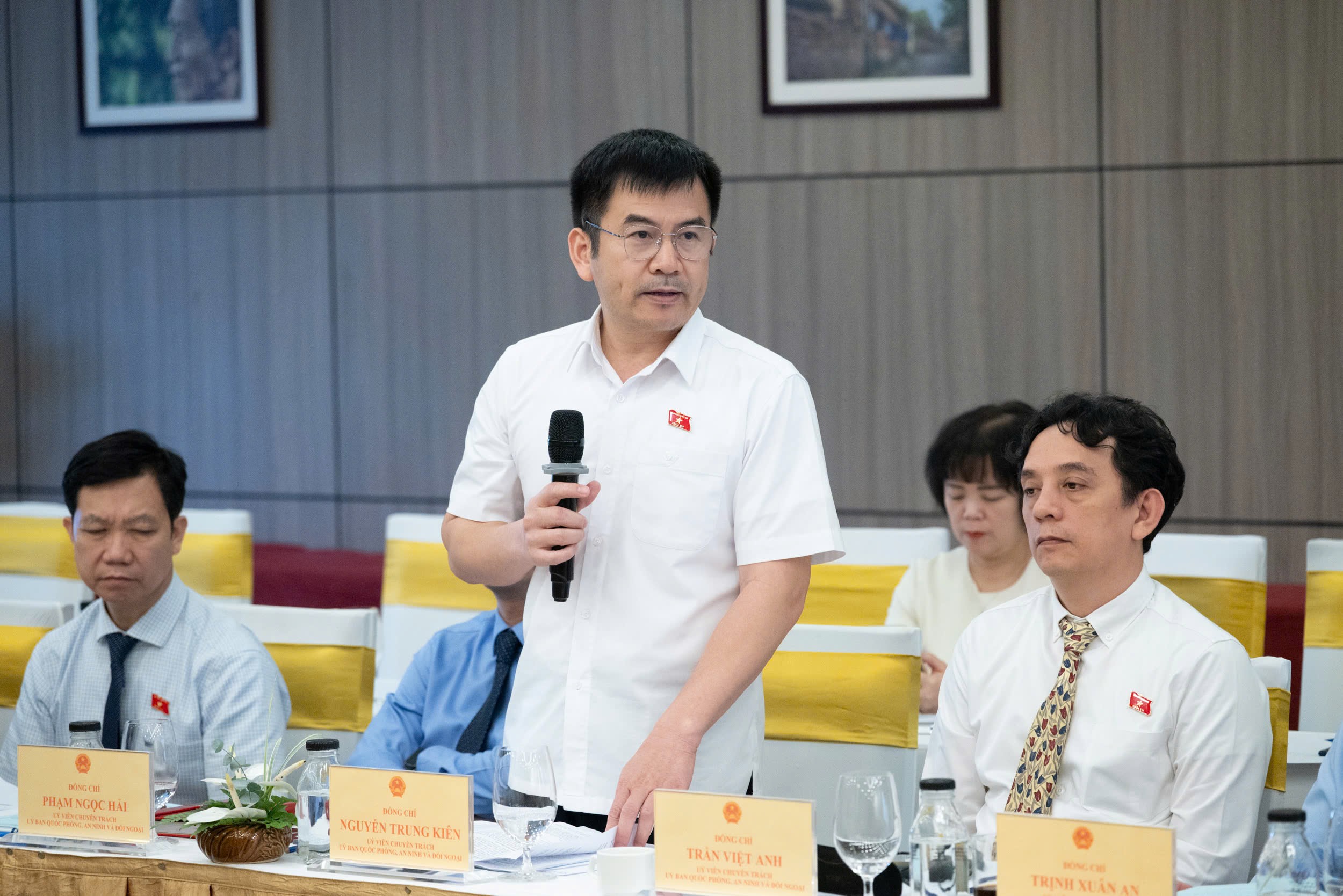 Phối hợp giám sát việc thực hiện điều ước quốc tế, thỏa thuận quốc tế, thúc đẩy hiệu quả đối ngoại nghị viện