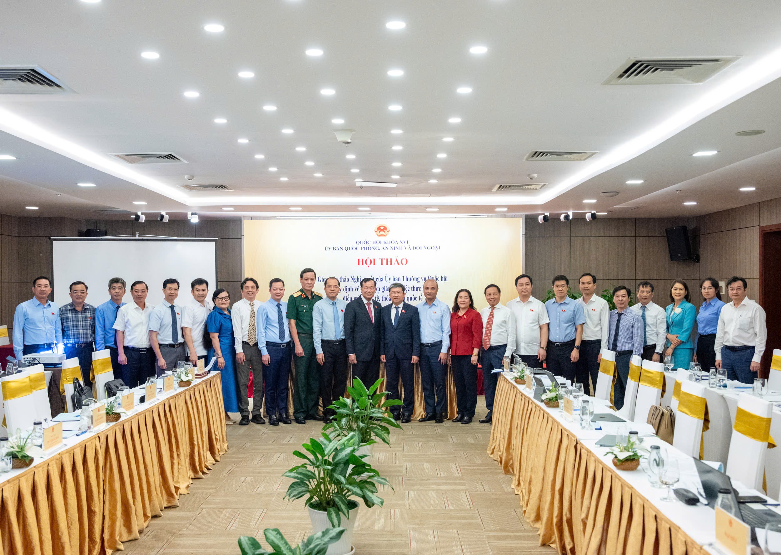 Phối hợp giám sát việc thực hiện điều ước quốc tế, thỏa thuận quốc tế, thúc đẩy hiệu quả đối ngoại nghị viện
