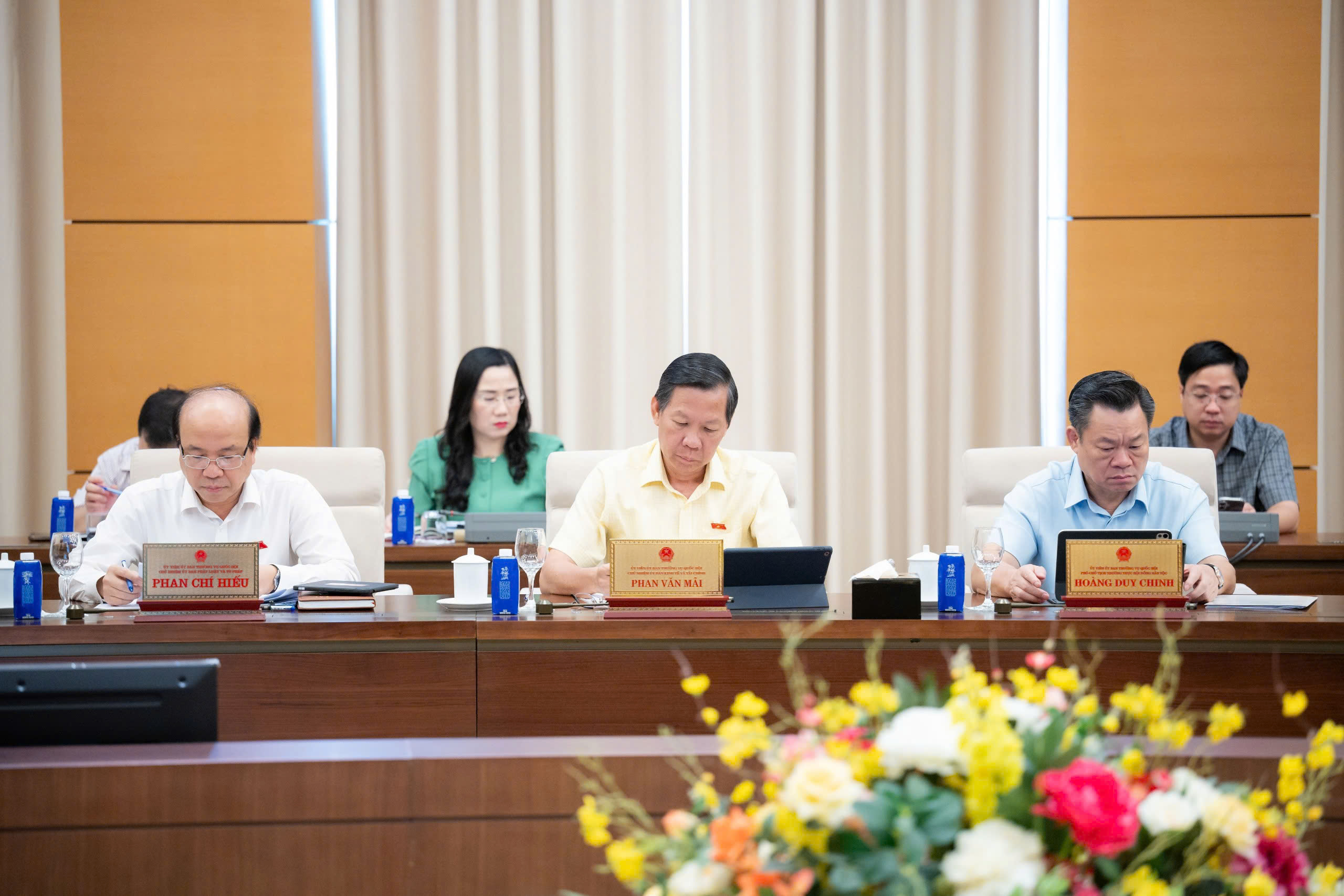 Ủy ban Thường vụ Quốc hội thông qua Nghị quyết sửa đổi quy định về thẩm quyền theo lãnh thổ của Tòa án nhân dân cấp tỉnh, khu vực