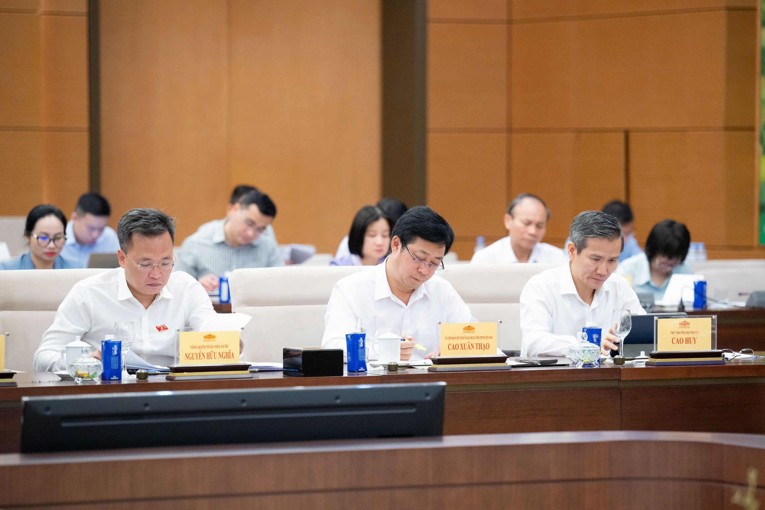 Ủy ban Thường vụ Quốc hội thông qua Nghị quyết sửa đổi quy định về thẩm quyền theo lãnh thổ của Tòa án nhân dân cấp tỉnh, khu vực