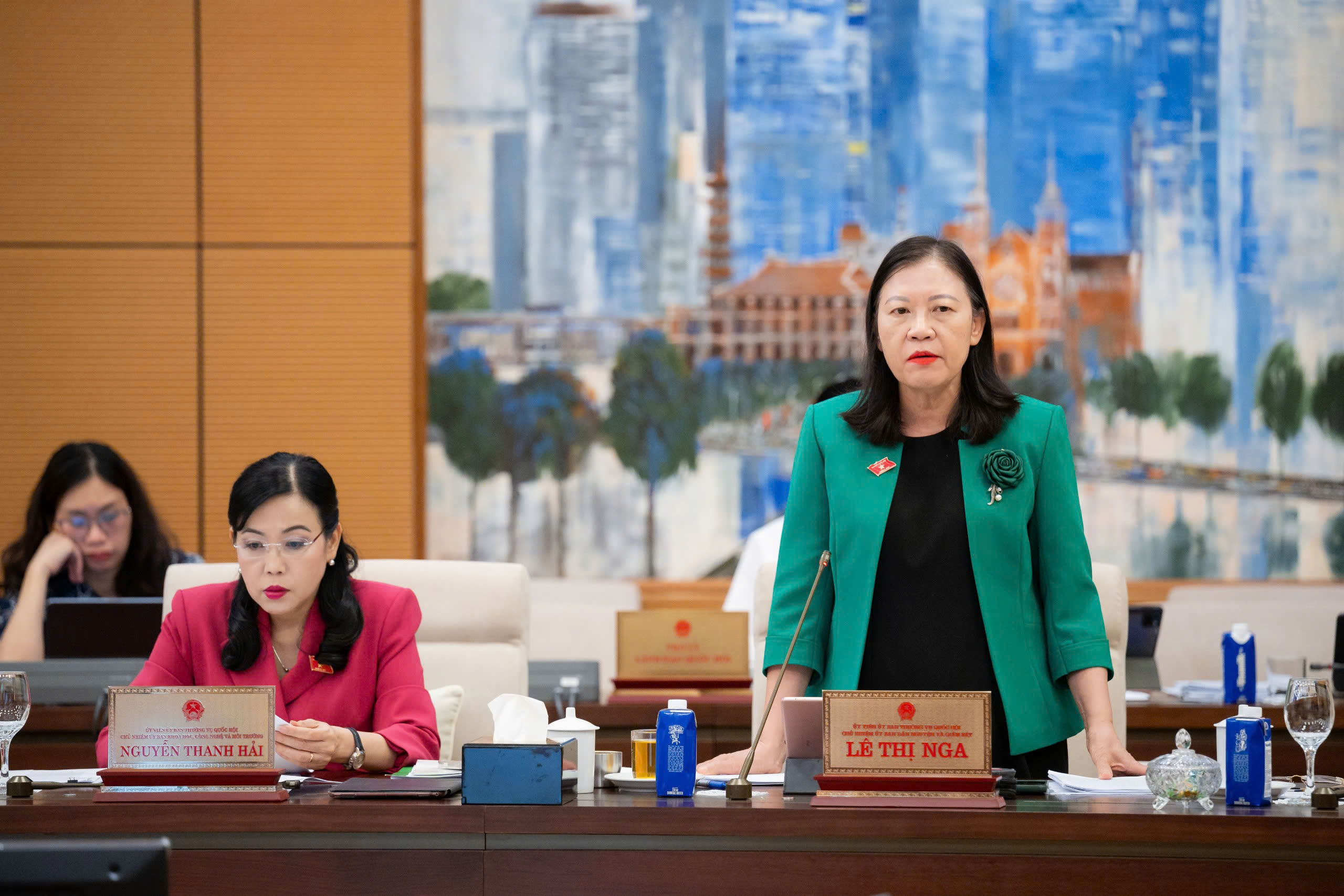 Ủy ban Thường vụ Quốc hội biểu quyết thông qua các nội dung dự thảo Pháp lệnh sửa đổi, bổ sung một số điều của Pháp lệnh số 03