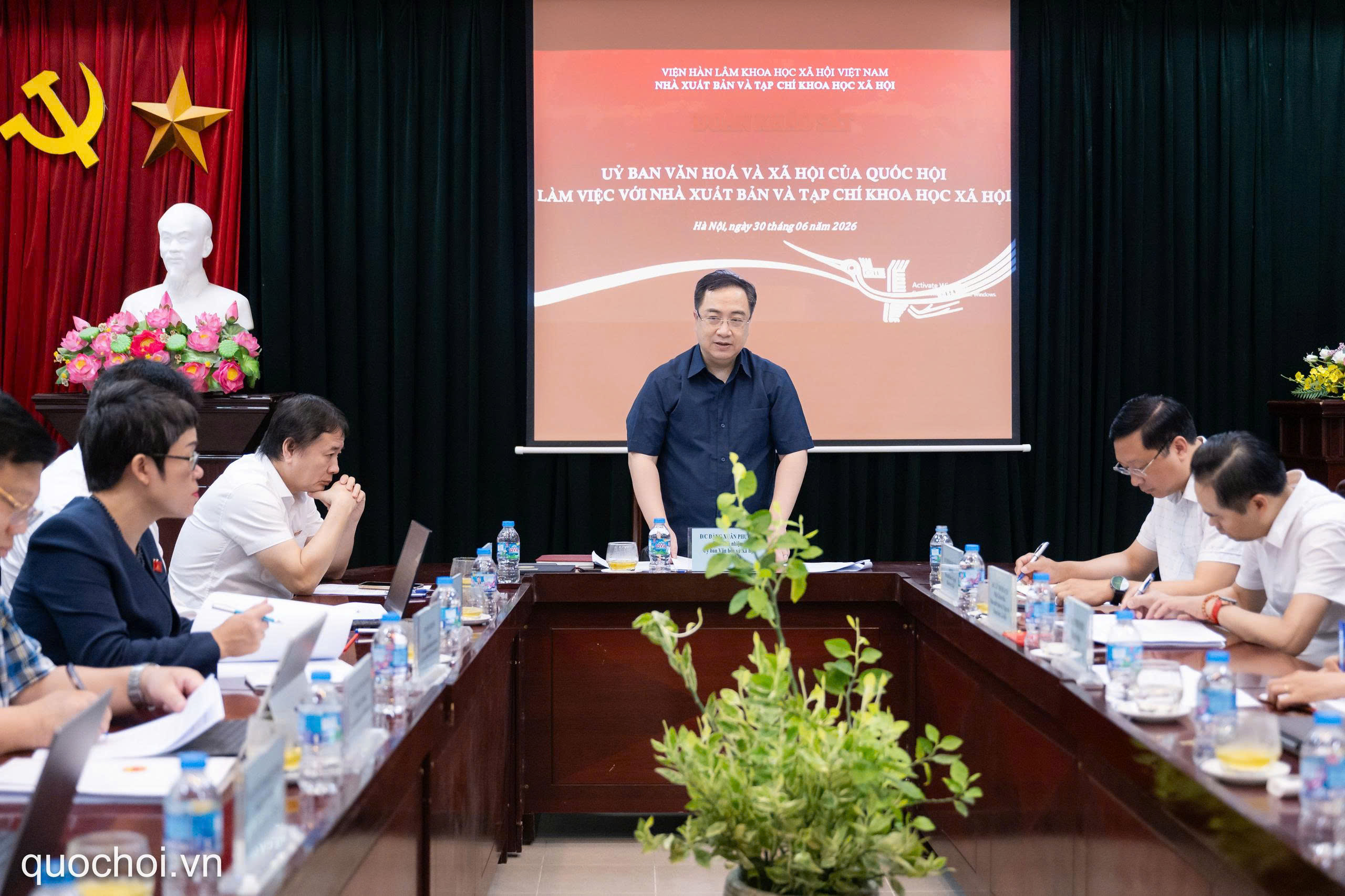 Hoàn thiện hành lang pháp lý, tạo động lực phát triển ngành xuất bản trong kỷ nguyên số - ảnh 9 Hình ảnh: Hoàn thiện hành lang pháp lý, tạo động lực phát triển ngành xuất bản trong kỷ nguyên số số 9
