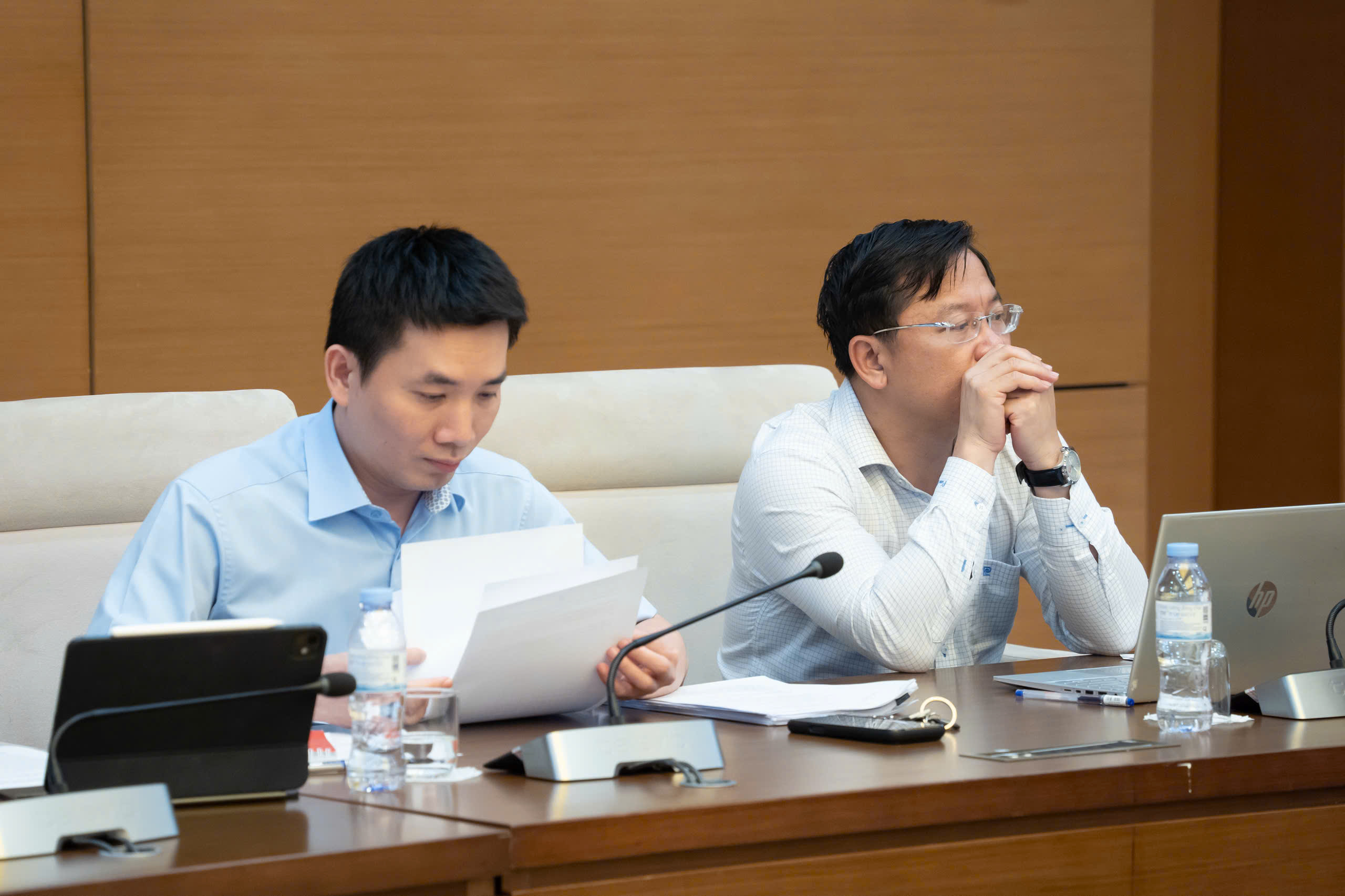 Uỷ ban Kinh tế và Tài chính thẩm tra sơ bộ dự án Luật Đấu giá tài sản (sửa đổi)