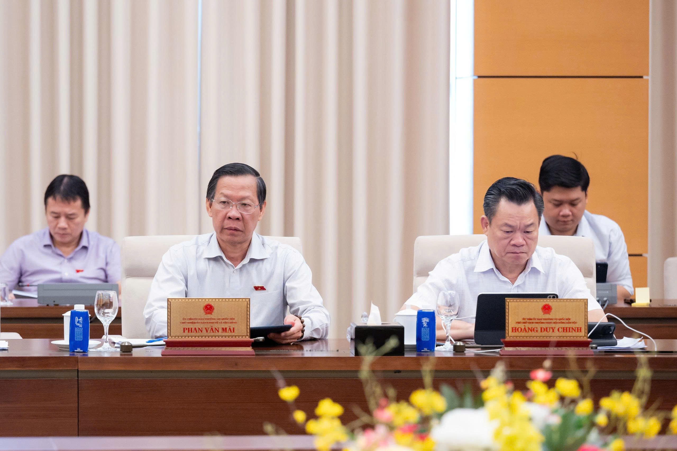 Ủy ban Thường vụ Quốc hội cho ý kiến về dự án Luật sửa đổi, bổ sung một số điều của Luật Xuất bản