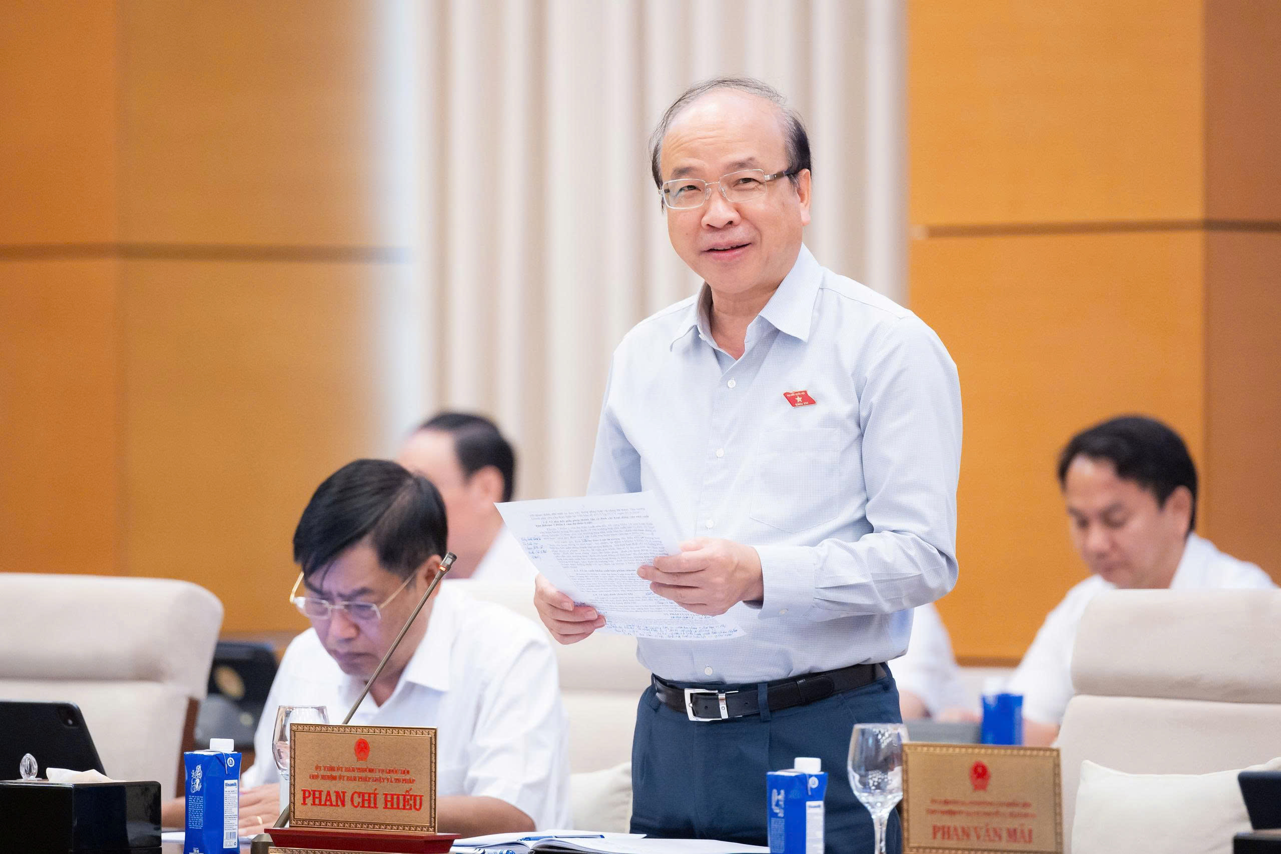 Ủy ban Thường vụ Quốc hội cho ý kiến về dự án Luật sửa đổi, bổ sung một số điều của Luật Xuất bản