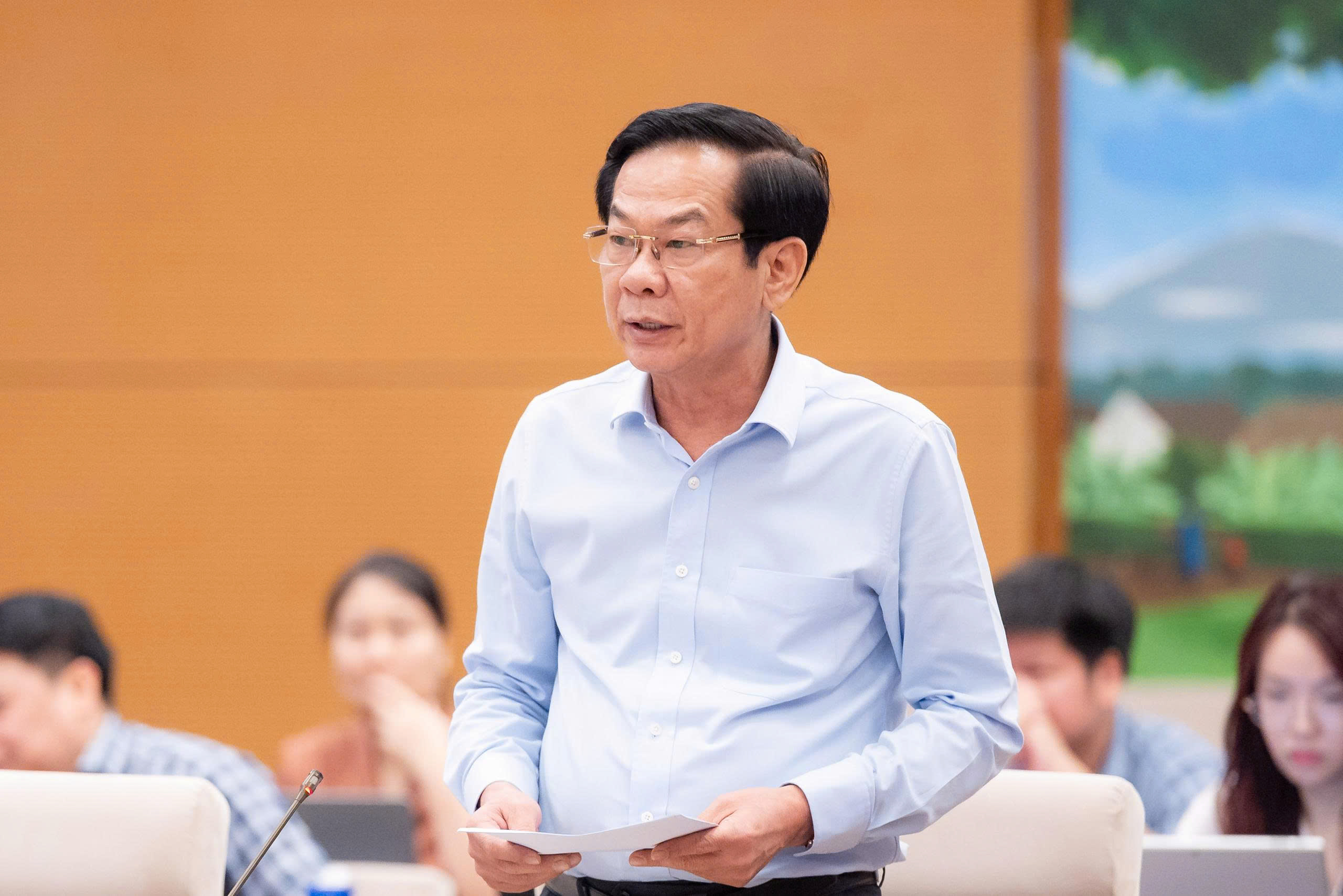 UBTVQH cho ý kiến về dự án Luật sửa đổi, bổ sung một số điều của Luật Người lao động Việt Nam đi làm việc ở nước ngoài theo hợp đồng