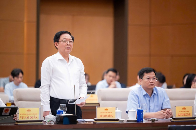 Ủy ban Thường vụ Quốc hội cho ý kiến về dự án Luật sửa đổi, bổ sung một số điều của 04 luật về khoa học, công nghệ và viễn thông