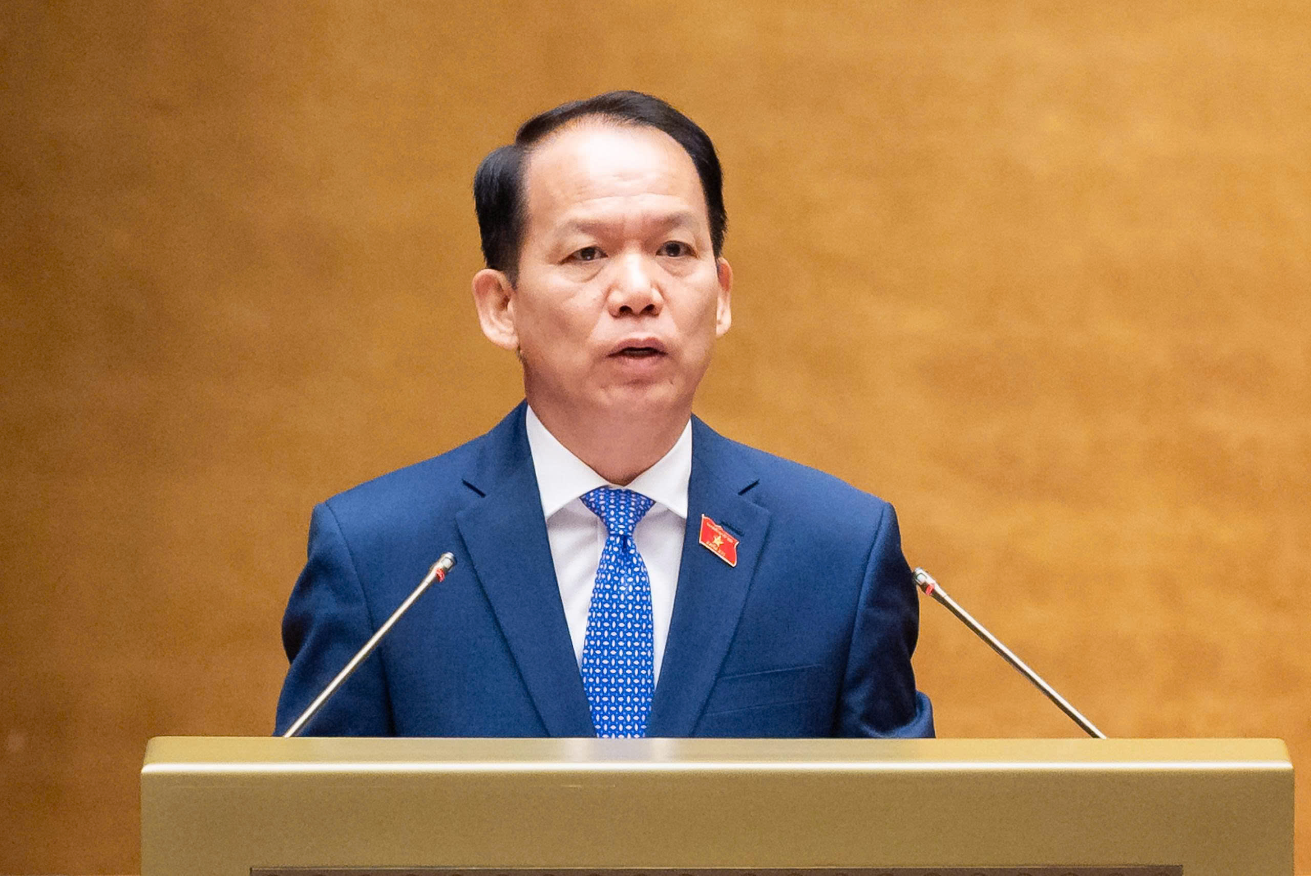 Sáng nay (5/8), Quốc hội nghe tờ trình và thảo luận tại tổ về nhiều dự án luật quan trọng - 3