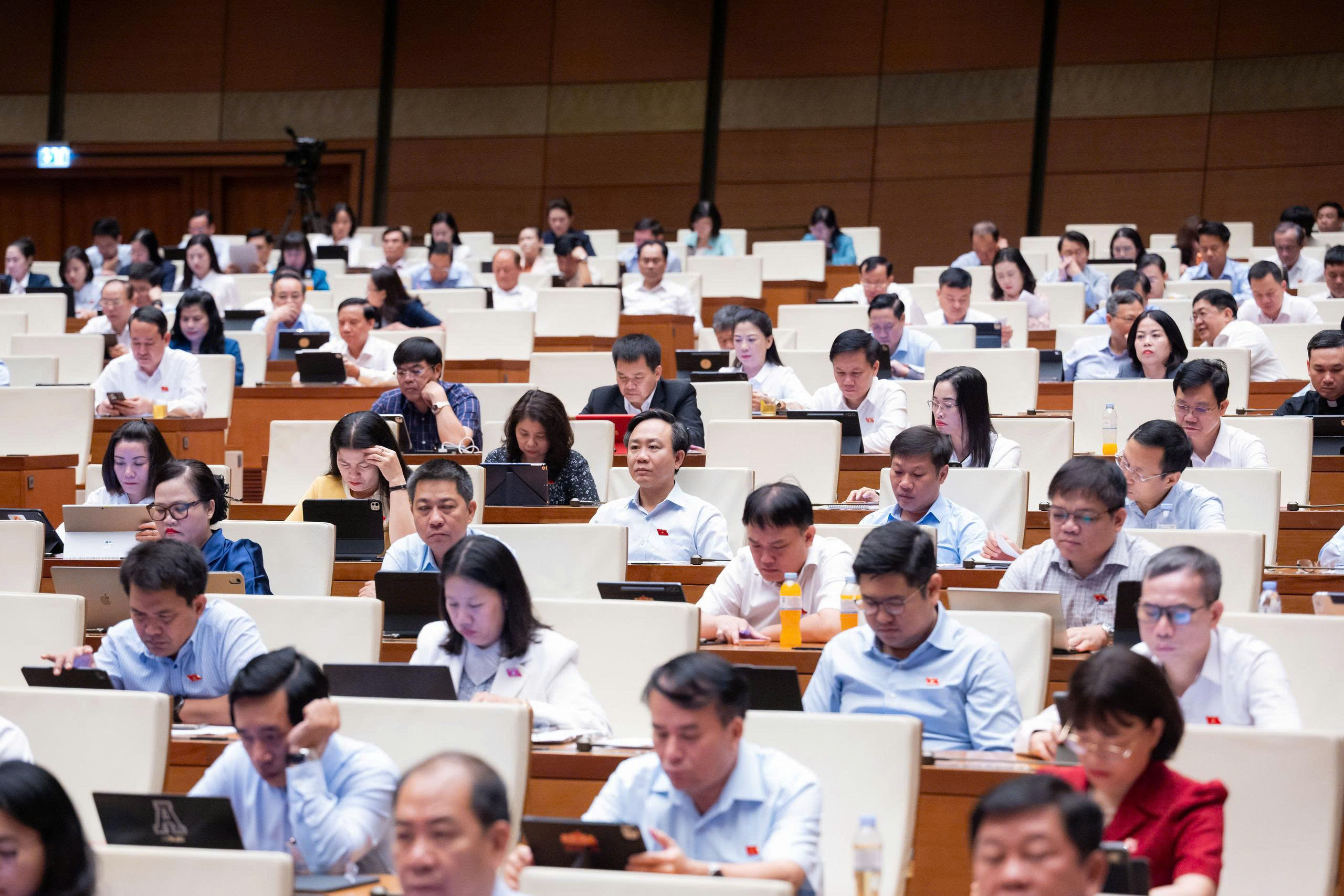 Sửa đổi 3 luật lĩnh vực tài chính - ngân hàng: Tạo cơ sở thể chế hóa mục tiêu tăng trưởng 2 con số và phát triển thị trường vốn