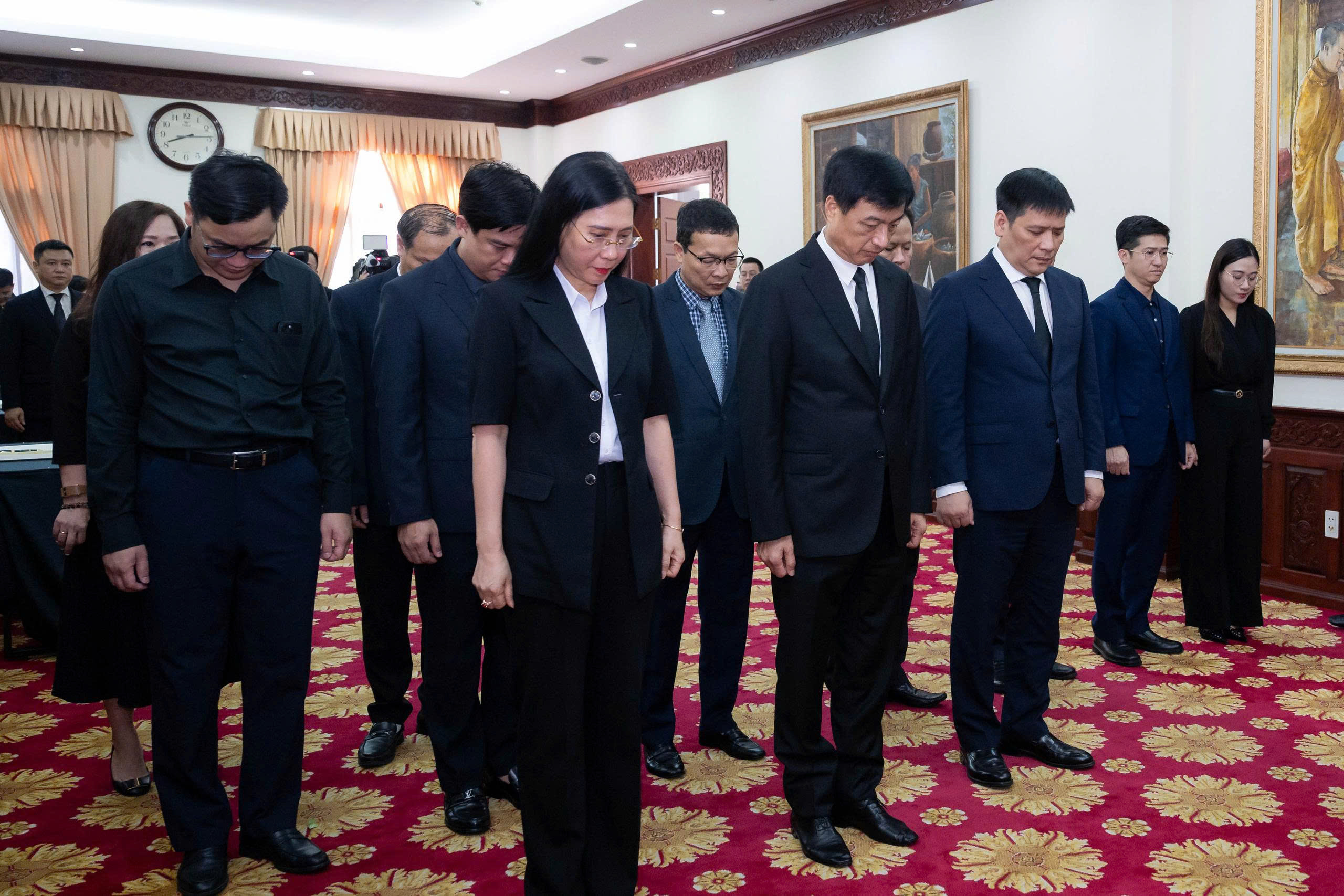 Lãnh đạo Đảng, Nhà nước viếng, ghi sổ tang tưởng niệm Chủ tịch Quốc hội Lào Saysomphone Phomvihane - 7