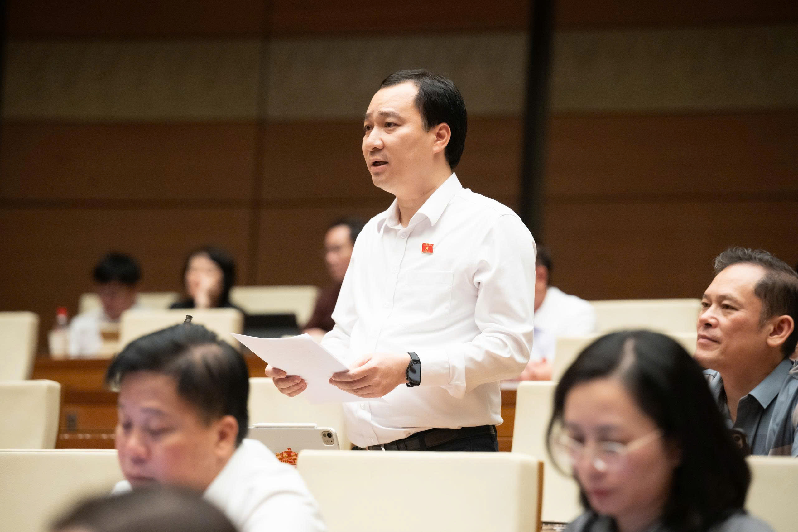Làm rõ vai trò, trách nhiệm của từng chủ thể trong bảo vệ, giữ gìn, phát huy bản sắc văn hóa dân tộc trong kiến trúc